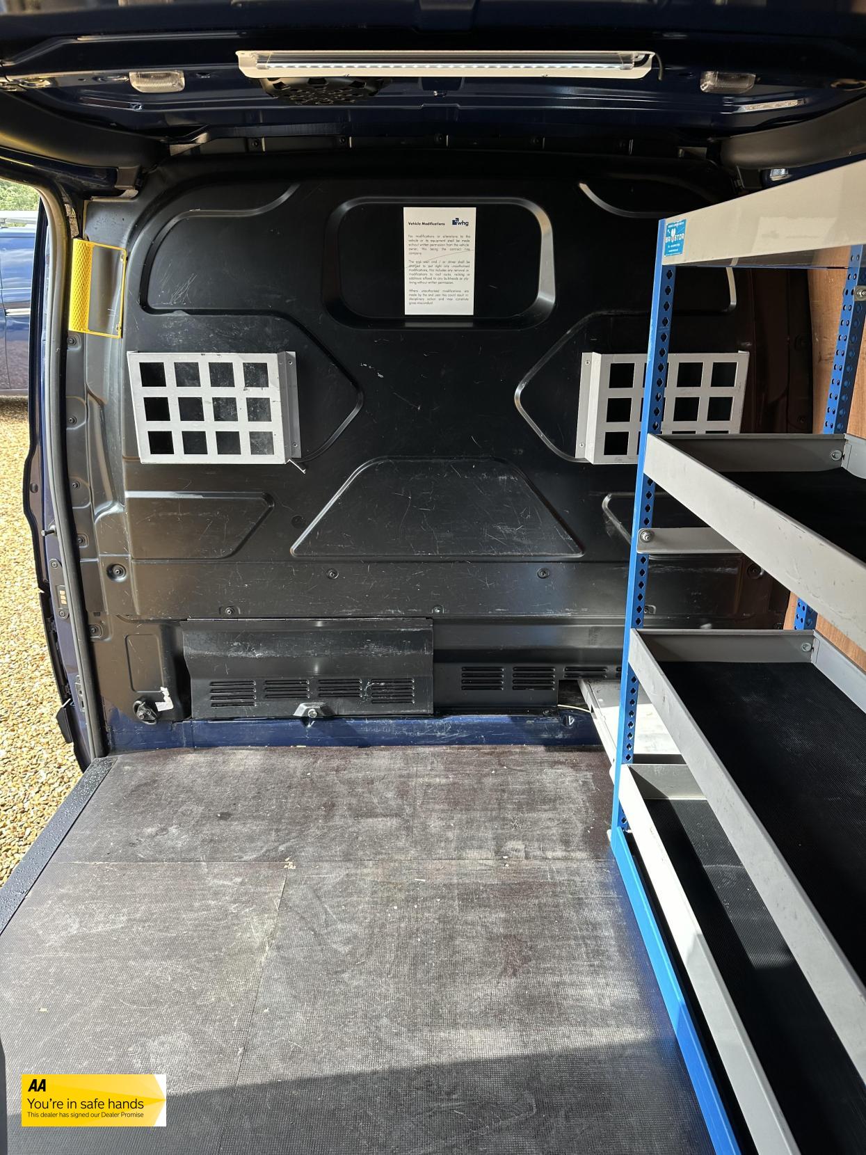 Ford Transit Custom 2.2 TDCi 330 Trend Panel Van 5dr Diesel Manual L2 H1 (197 g/km, 123 bhp)