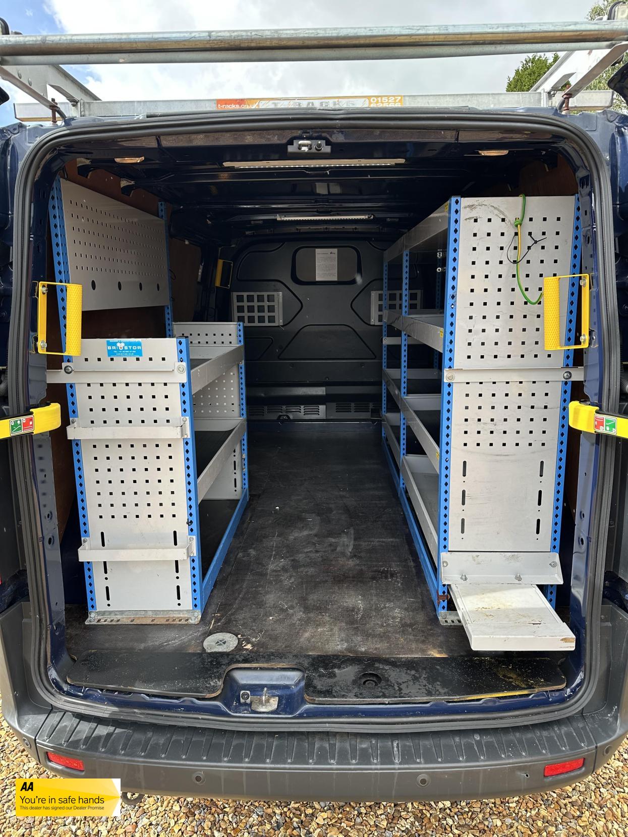 Ford Transit Custom 2.2 TDCi 330 Trend Panel Van 5dr Diesel Manual L2 H1 (197 g/km, 123 bhp)