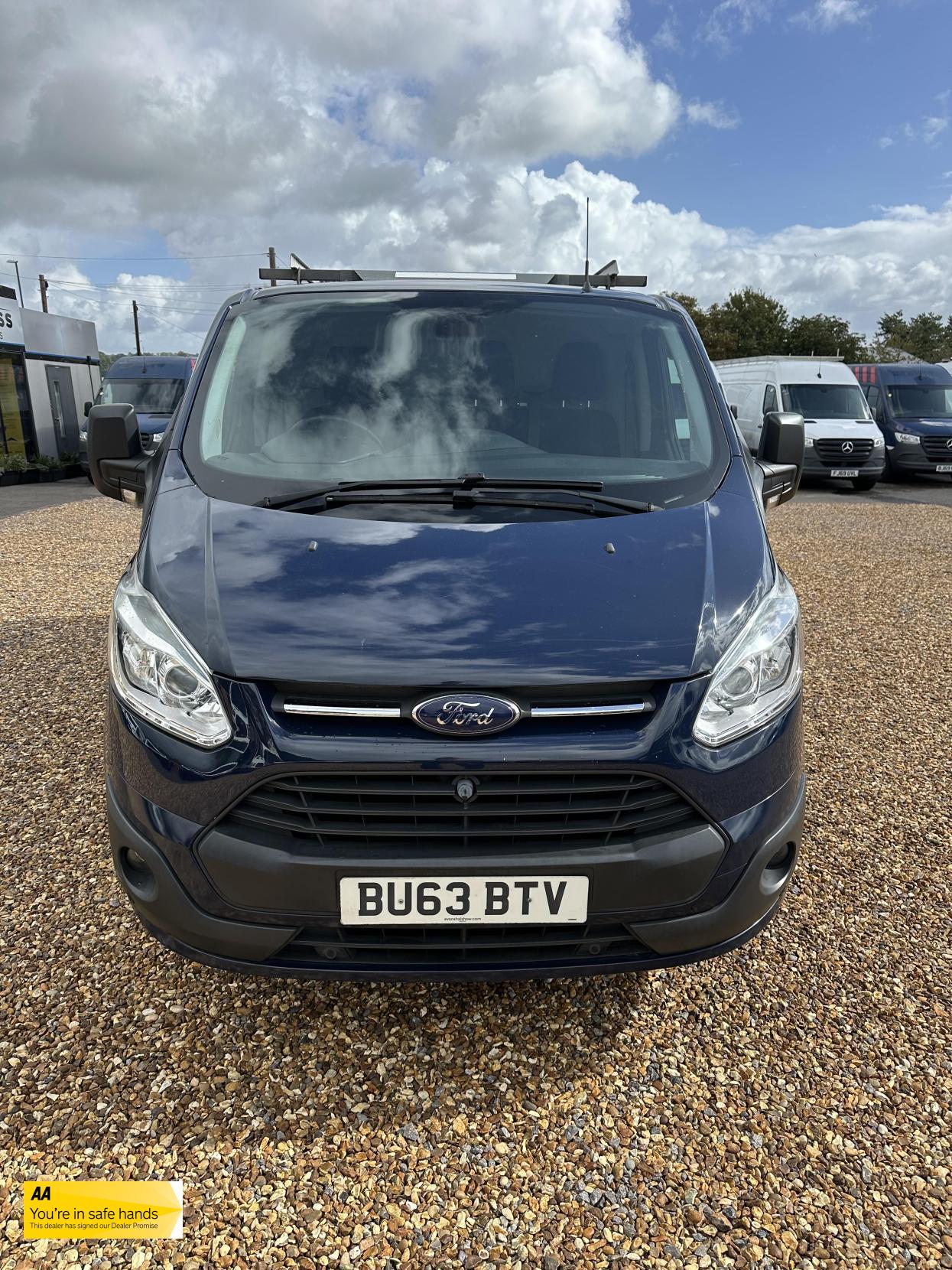 Ford Transit Custom 2.2 TDCi 330 Trend Panel Van 5dr Diesel Manual L2 H1 (197 g/km, 123 bhp)