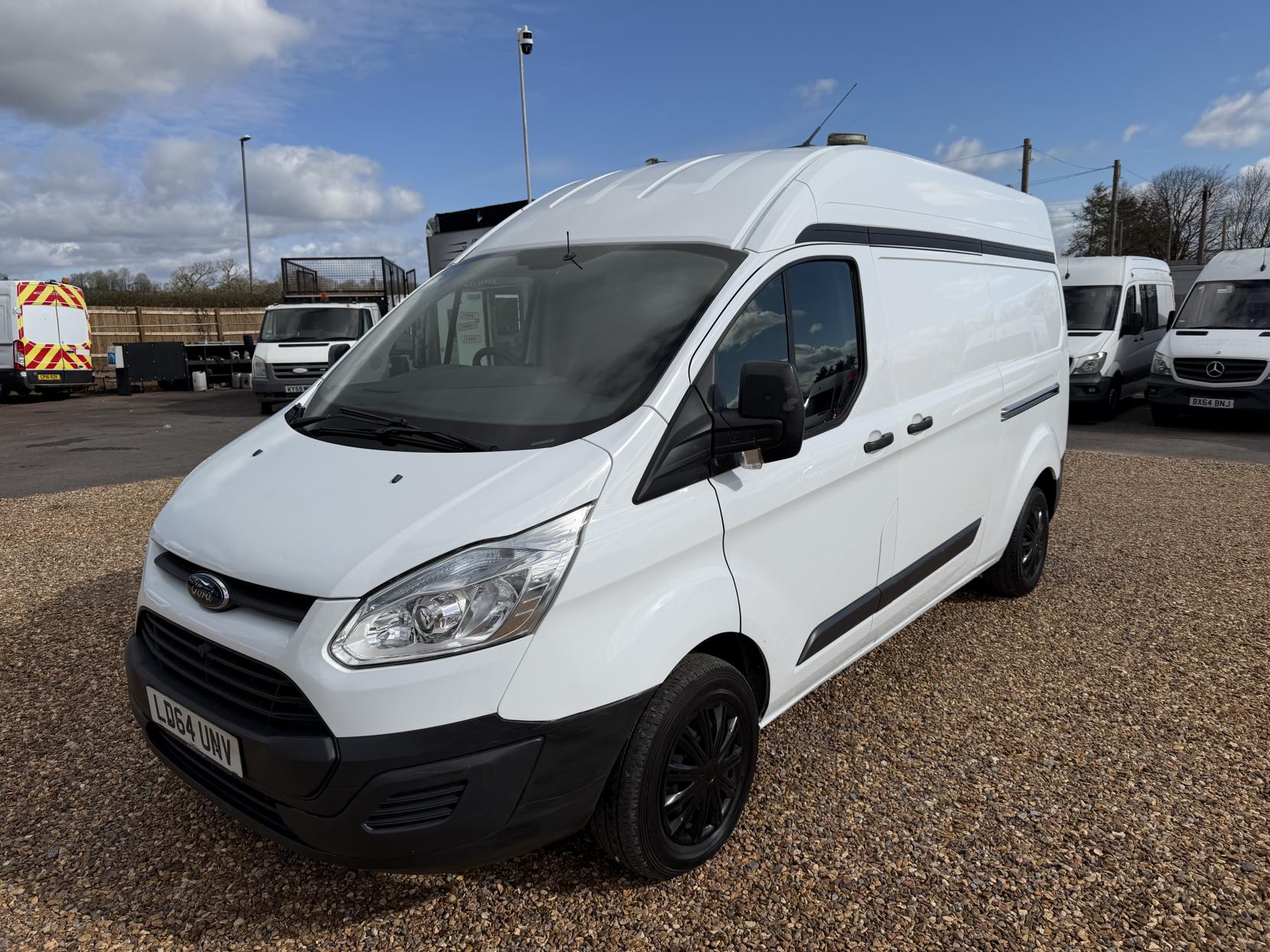 Ford Transit Custom 2.2 TDCi 310 ECOnetic Panel Van 5dr Diesel Manual L2 H1 (162 g/km, 98 bhp)