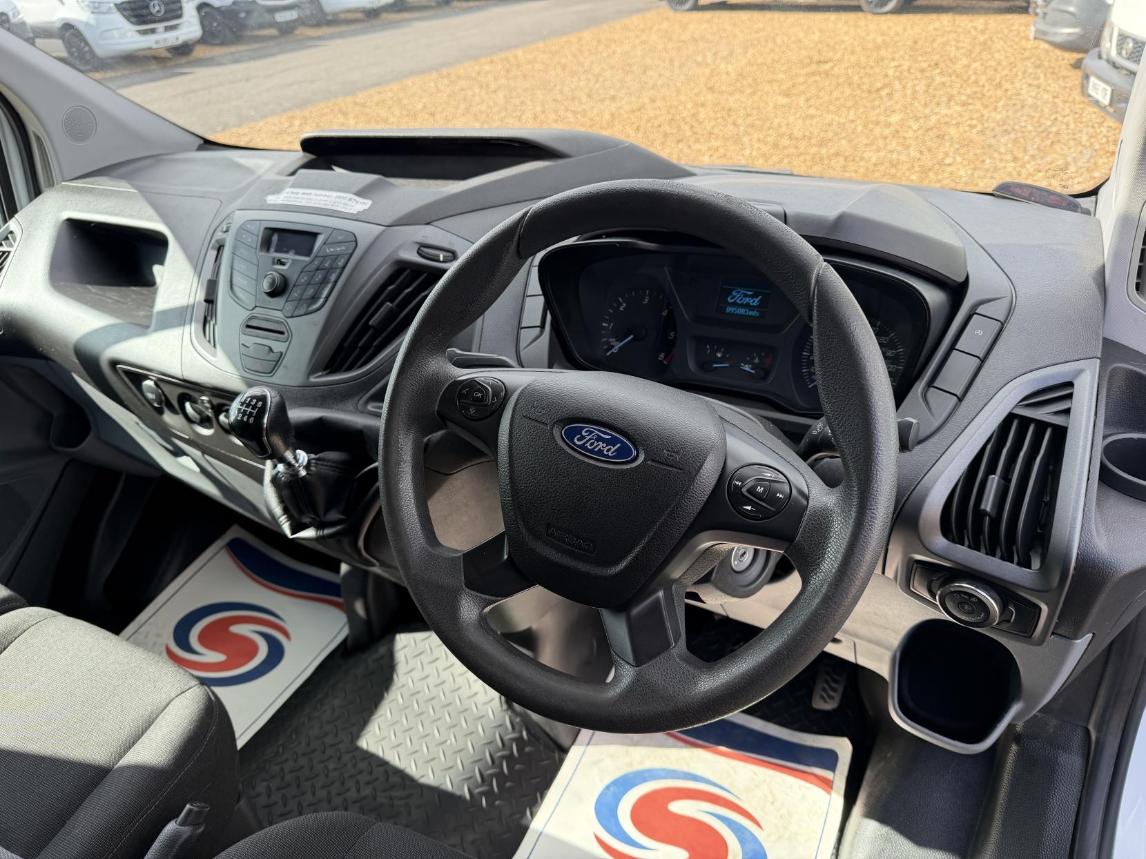 Ford Transit Custom 2.2 TDCi 310 ECOnetic Panel Van 5dr Diesel Manual L2 H1 (162 g/km, 98 bhp)