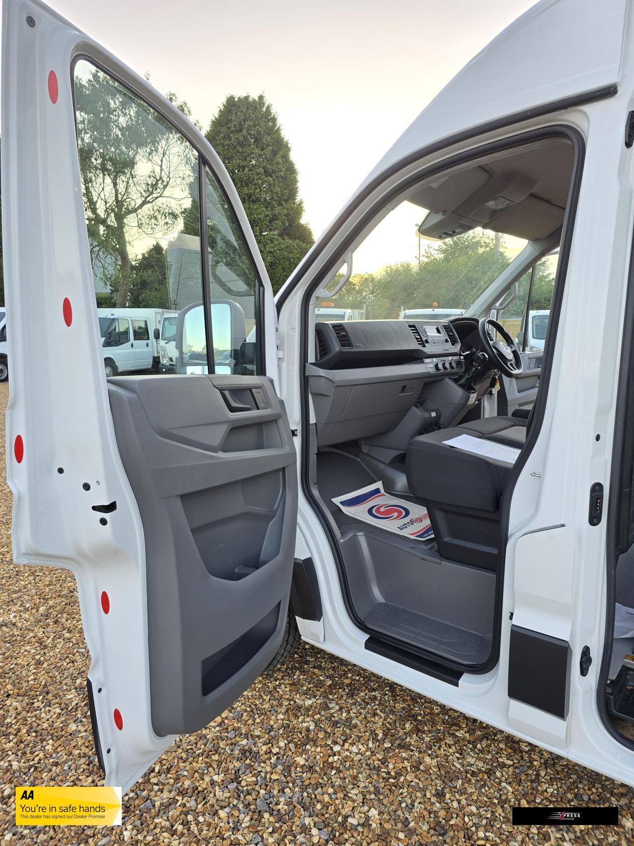 Volkswagen Crafter Crafter 2.0 TDI CR35 BlueMotion Tech Startline Panel Van 5dr Diesel Manual FWD MWB High Roof Euro 6 (s/s) (140 ps)
