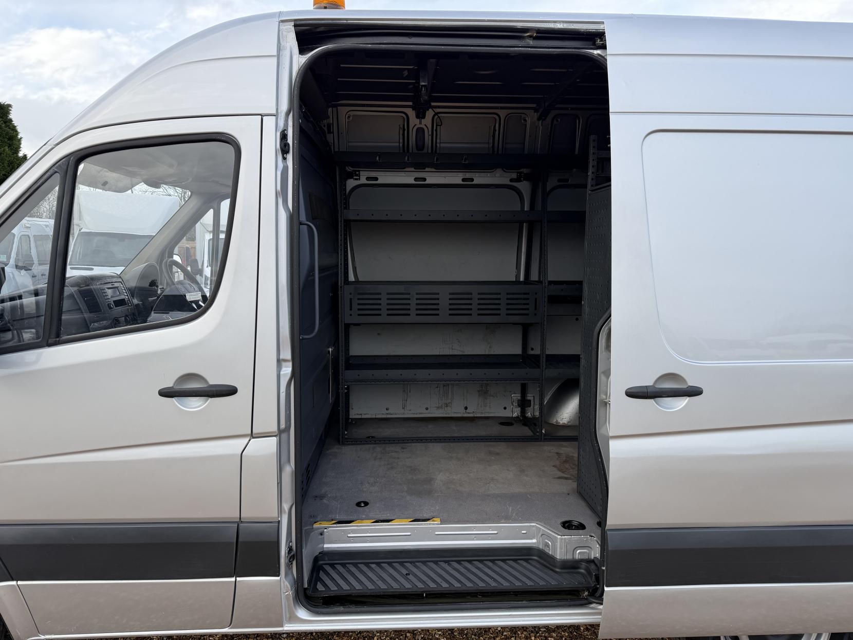 Mercedes-Benz Sprinter 2.1 313 CDi BlueEFFICIENCY Panel Van 4dr Diesel Manual RWD L1 H3 (211 g/km, 129 bhp)