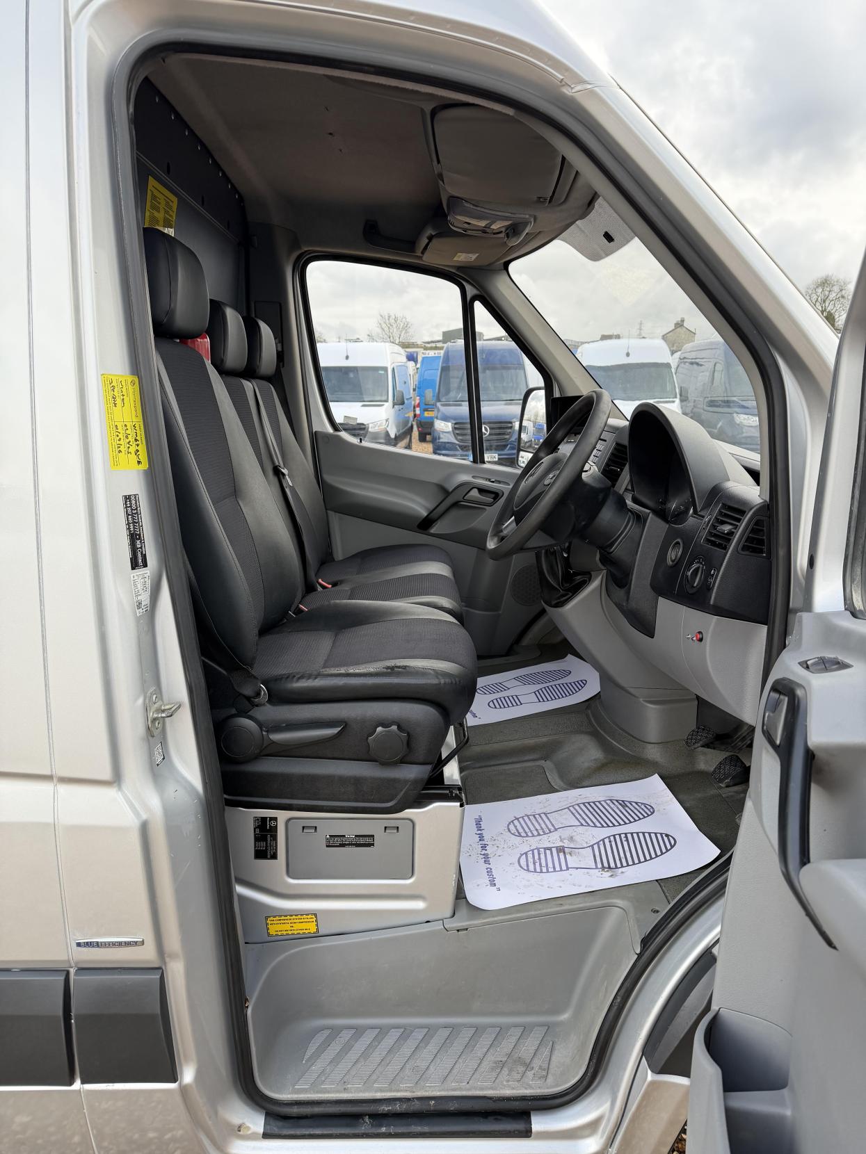 Mercedes-Benz Sprinter 2.1 313 CDi BlueEFFICIENCY Panel Van 4dr Diesel Manual RWD L1 H3 (211 g/km, 129 bhp)