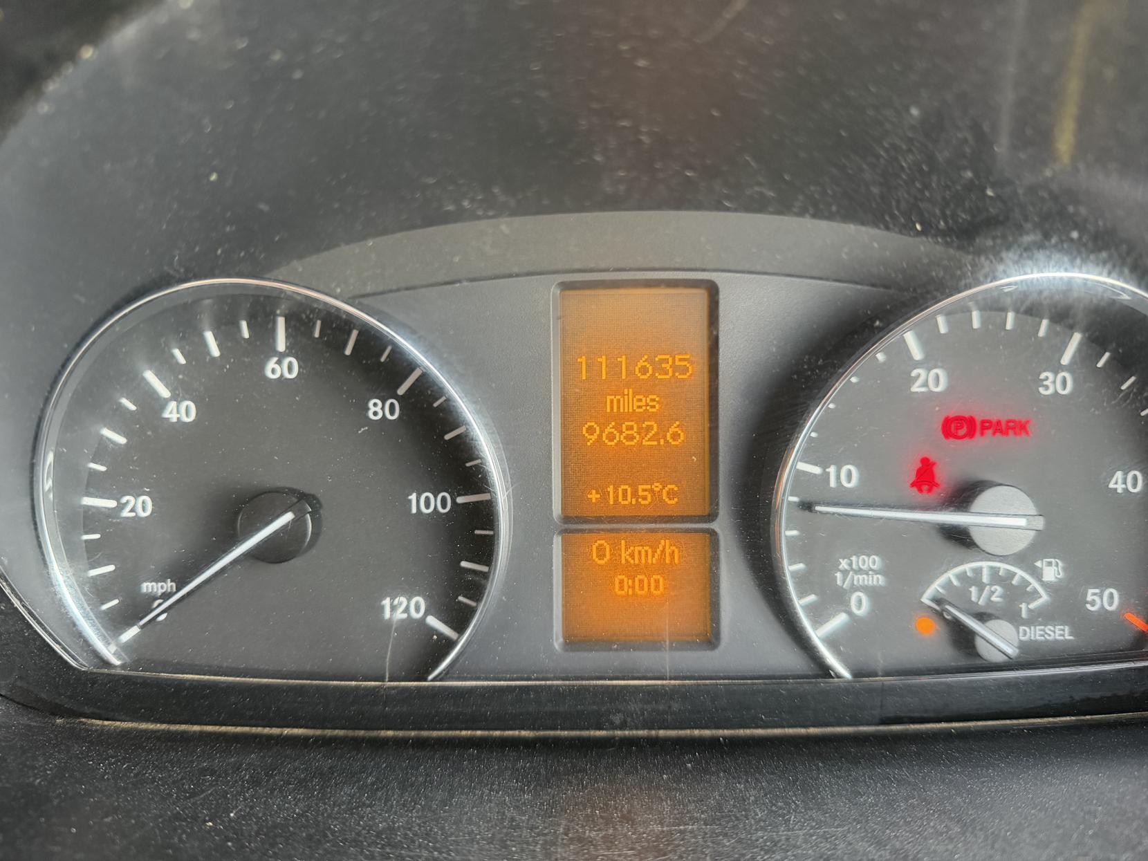 Mercedes-Benz Sprinter 2.1 313 CDi BlueEFFICIENCY Panel Van 4dr Diesel Manual RWD L1 H3 (211 g/km, 129 bhp)