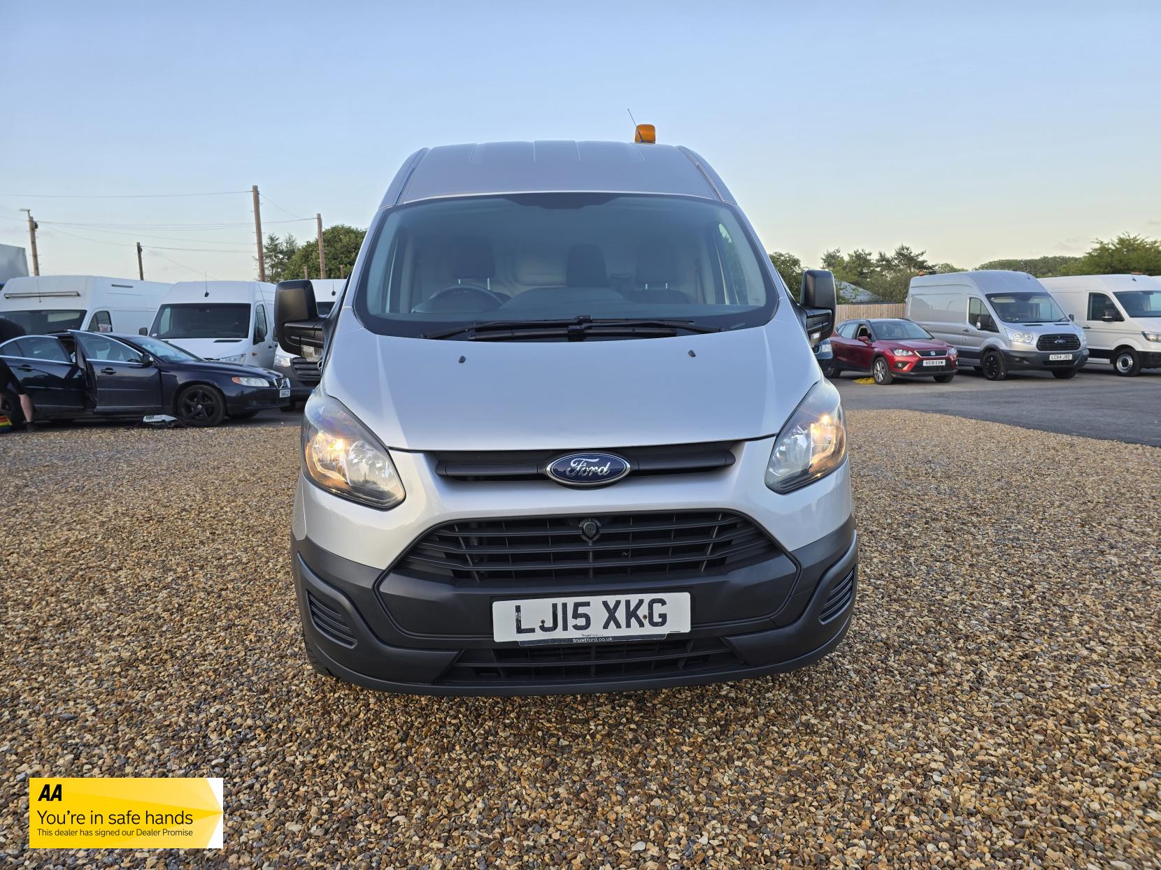 Ford Transit Custom 2.2 TDCi 310 ECOnetic Panel Van 5dr Diesel Manual L1 H1 (162 g/km, 98 bhp)