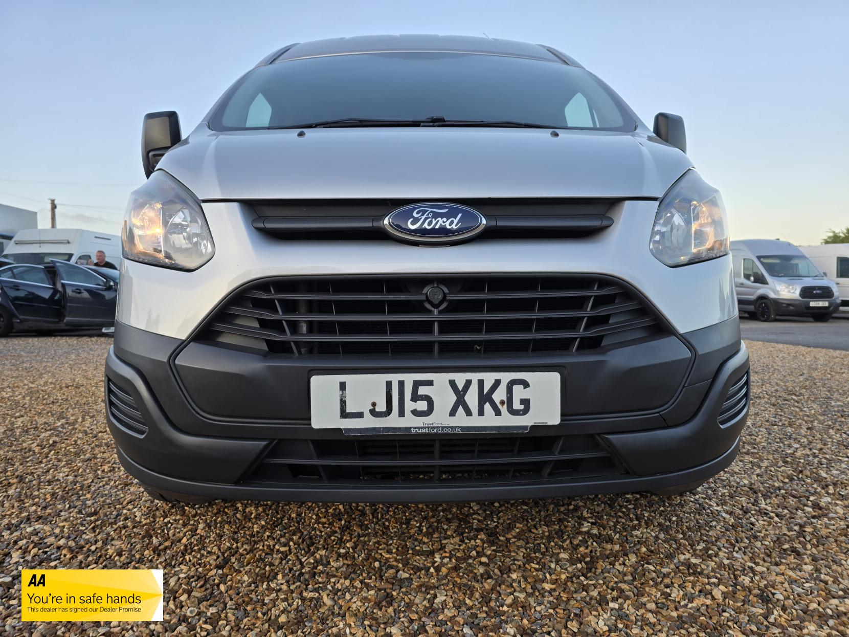 Ford Transit Custom 2.2 TDCi 310 ECOnetic Panel Van 5dr Diesel Manual L1 H1 (162 g/km, 98 bhp)
