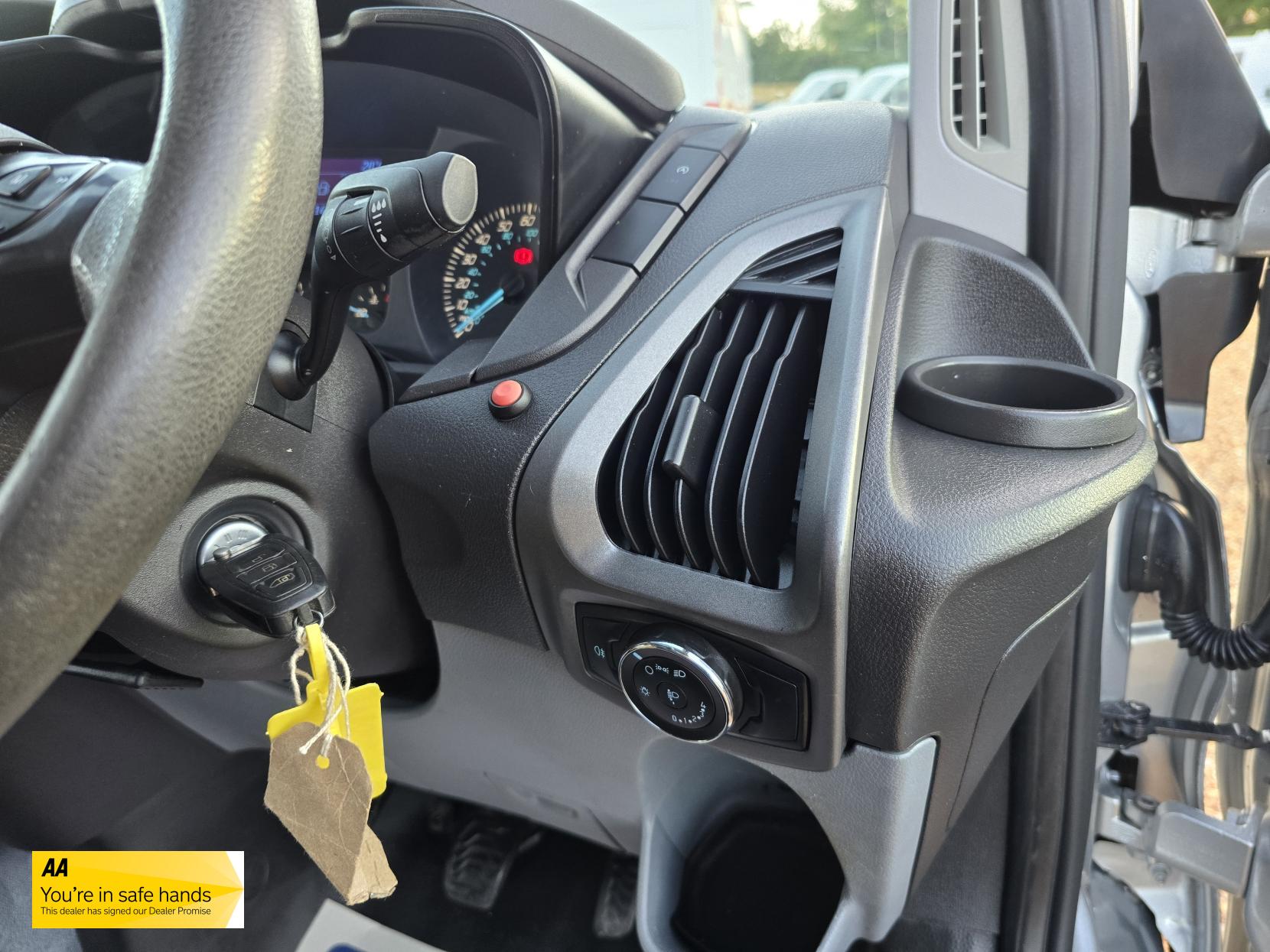 Ford Transit Custom 2.2 TDCi 310 ECOnetic Panel Van 5dr Diesel Manual L1 H1 (162 g/km, 98 bhp)