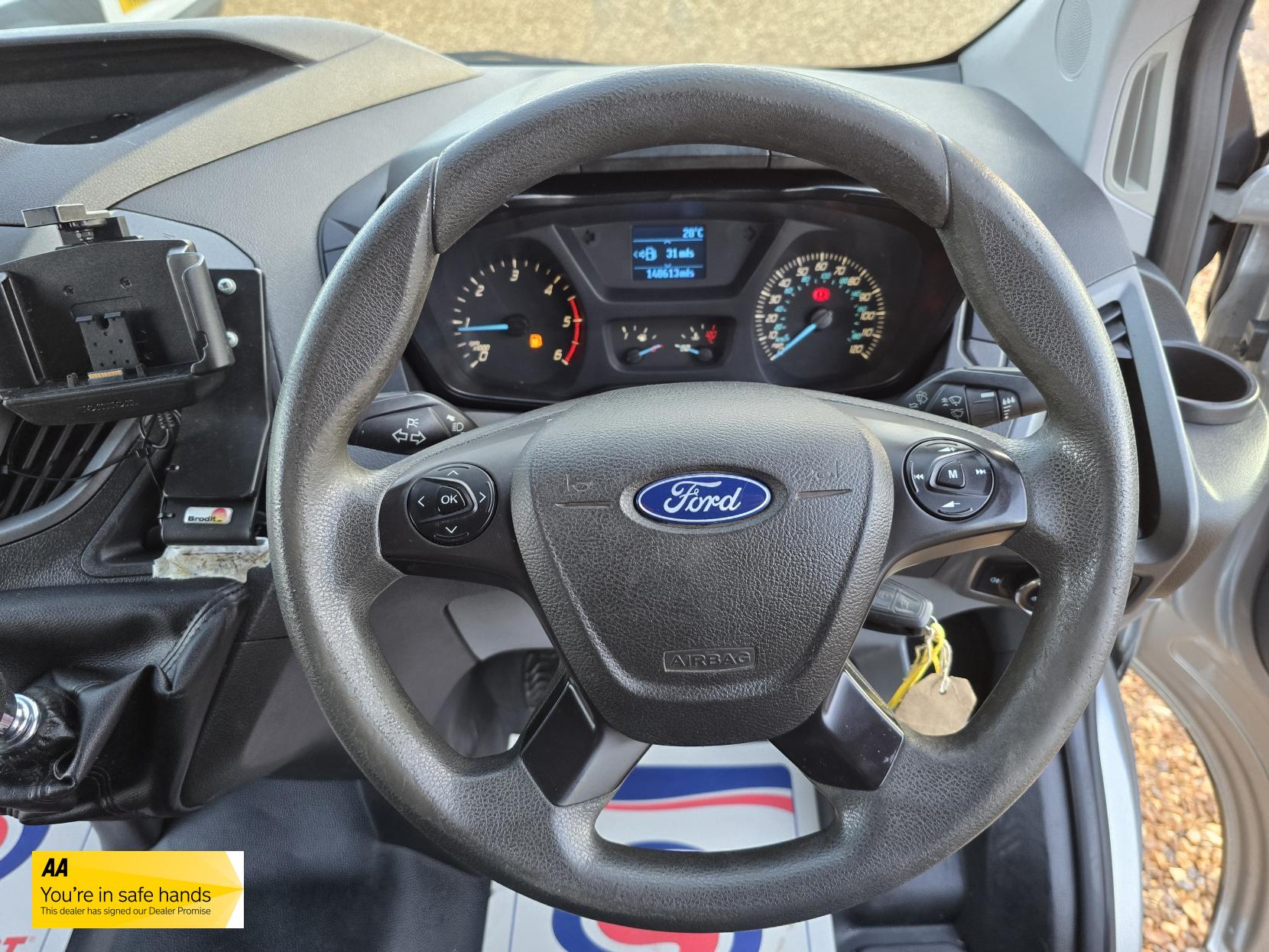 Ford Transit Custom 2.2 TDCi 310 ECOnetic Panel Van 5dr Diesel Manual L1 H1 (162 g/km, 98 bhp)