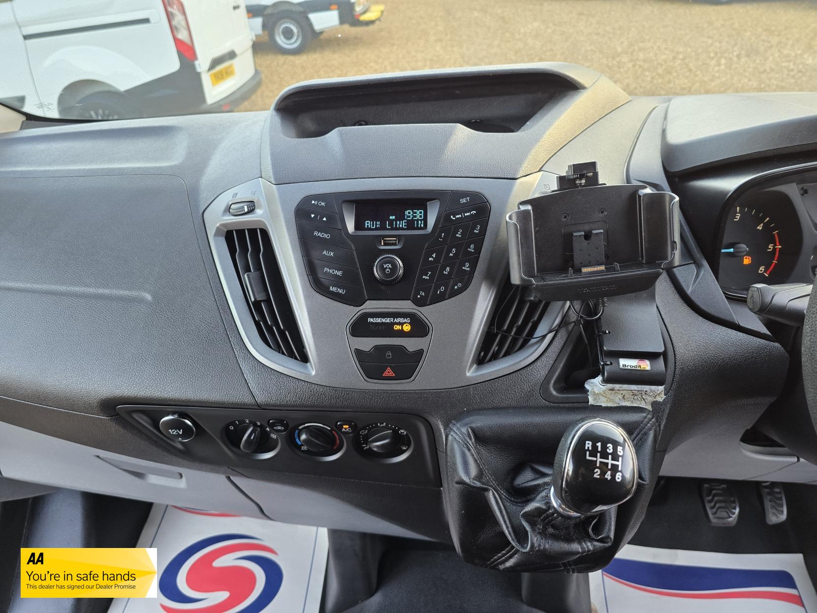 Ford Transit Custom 2.2 TDCi 310 ECOnetic Panel Van 5dr Diesel Manual L1 H1 (162 g/km, 98 bhp)