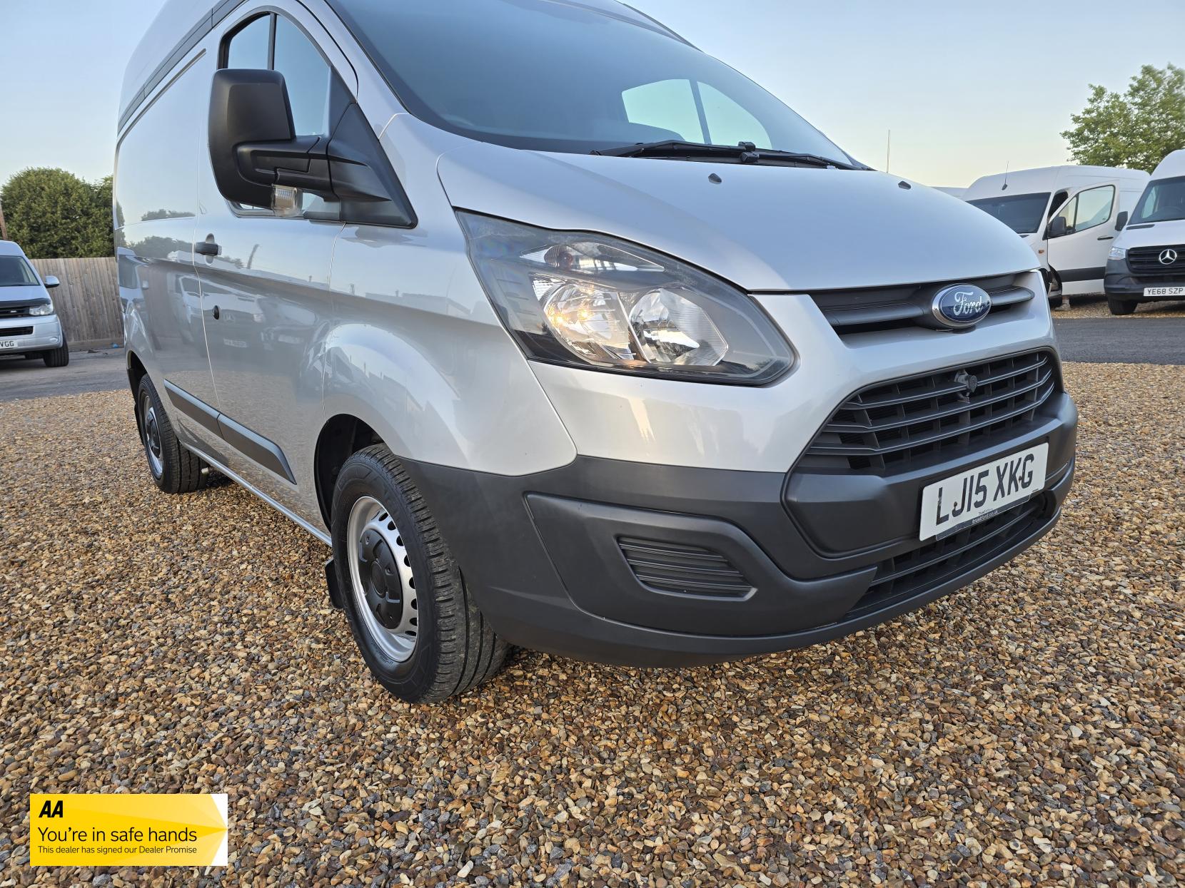 Ford Transit Custom 2.2 TDCi 310 ECOnetic Panel Van 5dr Diesel Manual L1 H1 (162 g/km, 98 bhp)