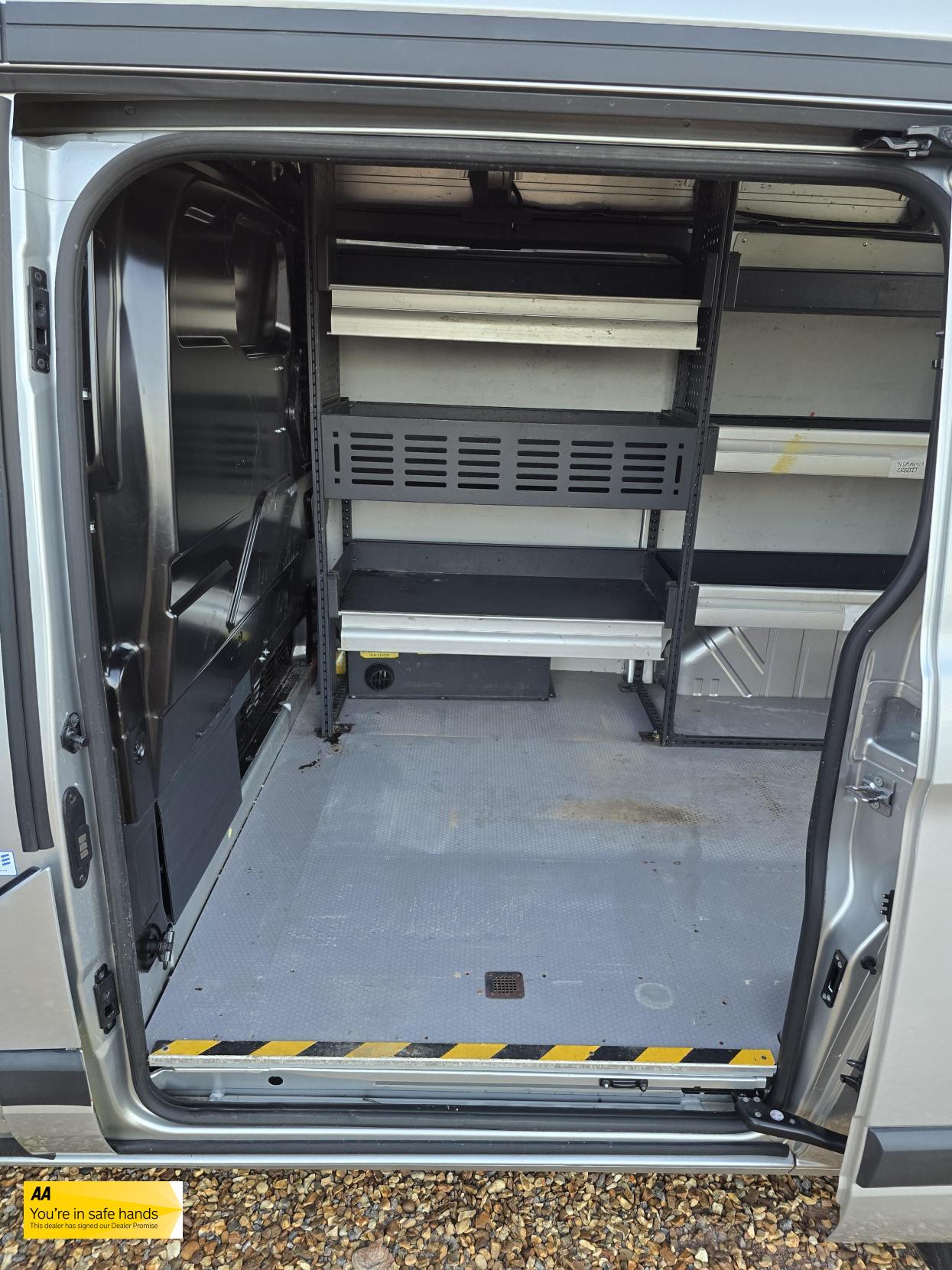 Ford Transit Custom 2.2 TDCi 310 ECOnetic Panel Van 5dr Diesel Manual L1 H1 (162 g/km, 98 bhp)