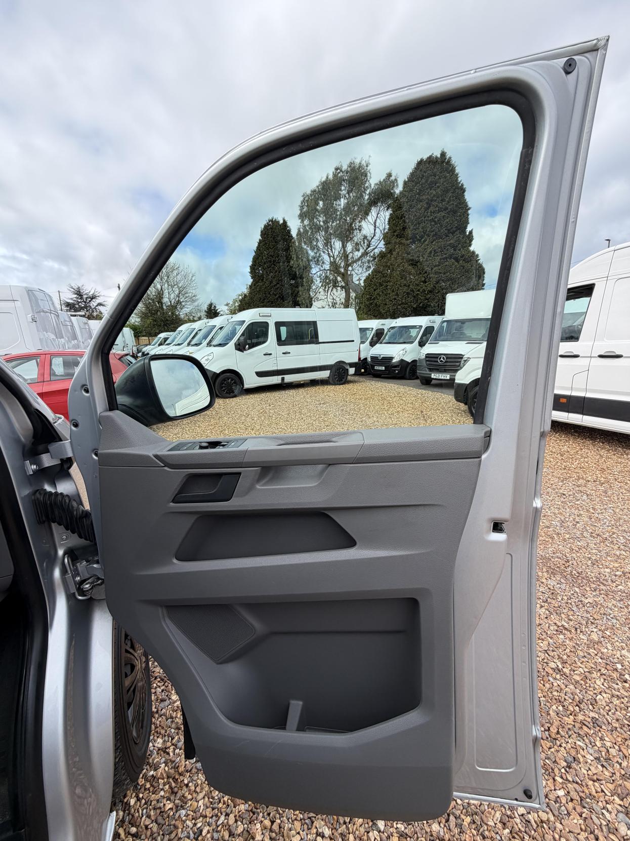 Volkswagen Transporter 2.0 TDI T28 Startline Panel Van 5dr Diesel Manual FWD SWB Euro 6 (s/s) (110 ps)