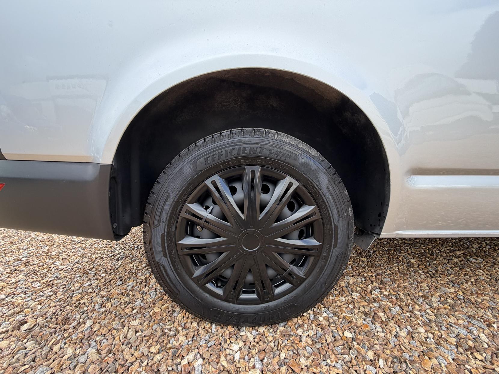 Volkswagen Transporter 2.0 TDI T28 Startline Panel Van 5dr Diesel Manual FWD SWB Euro 6 (s/s) (110 ps)