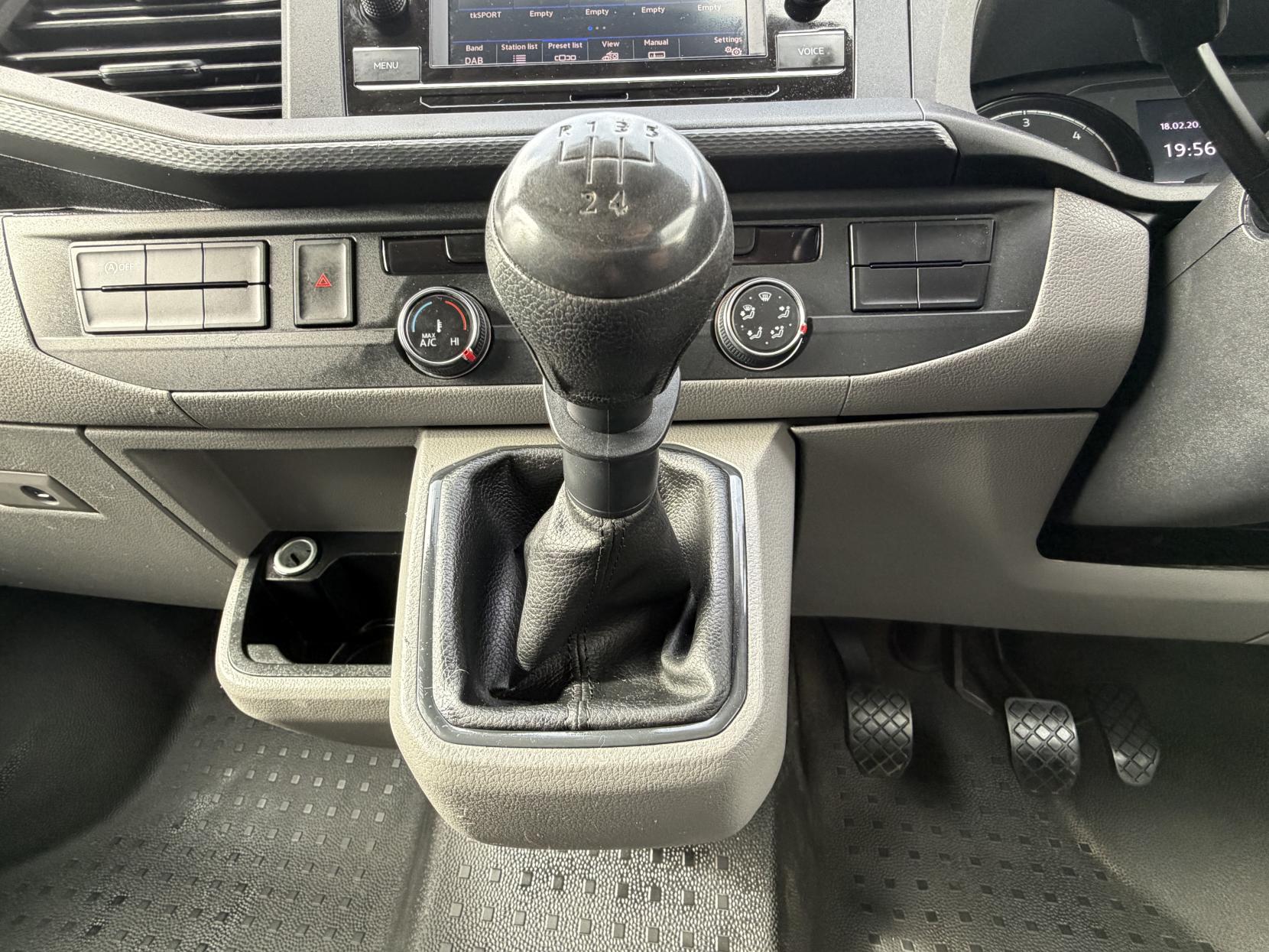 Volkswagen Transporter 2.0 TDI T28 Startline Panel Van 5dr Diesel Manual FWD SWB Euro 6 (s/s) (110 ps)