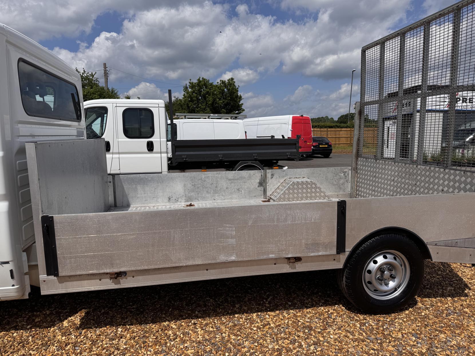 Fiat Ducato 2.3 JTD 33 MultiJet Chassis Cab 2dr Diesel Manual L1 H1 B2B (130 bhp)