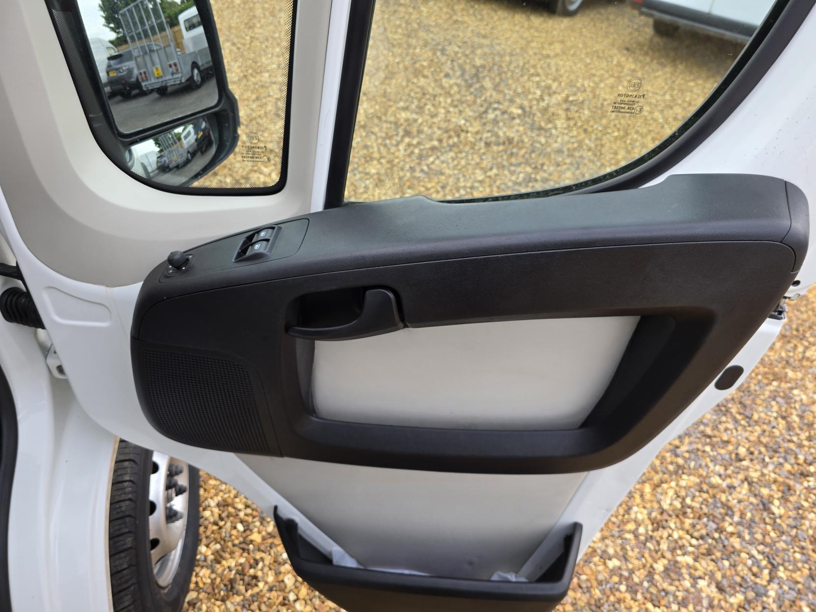 Fiat Ducato 2.3 JTD 33 MultiJet Chassis Cab 2dr Diesel Manual L1 H1 B2B (130 bhp)