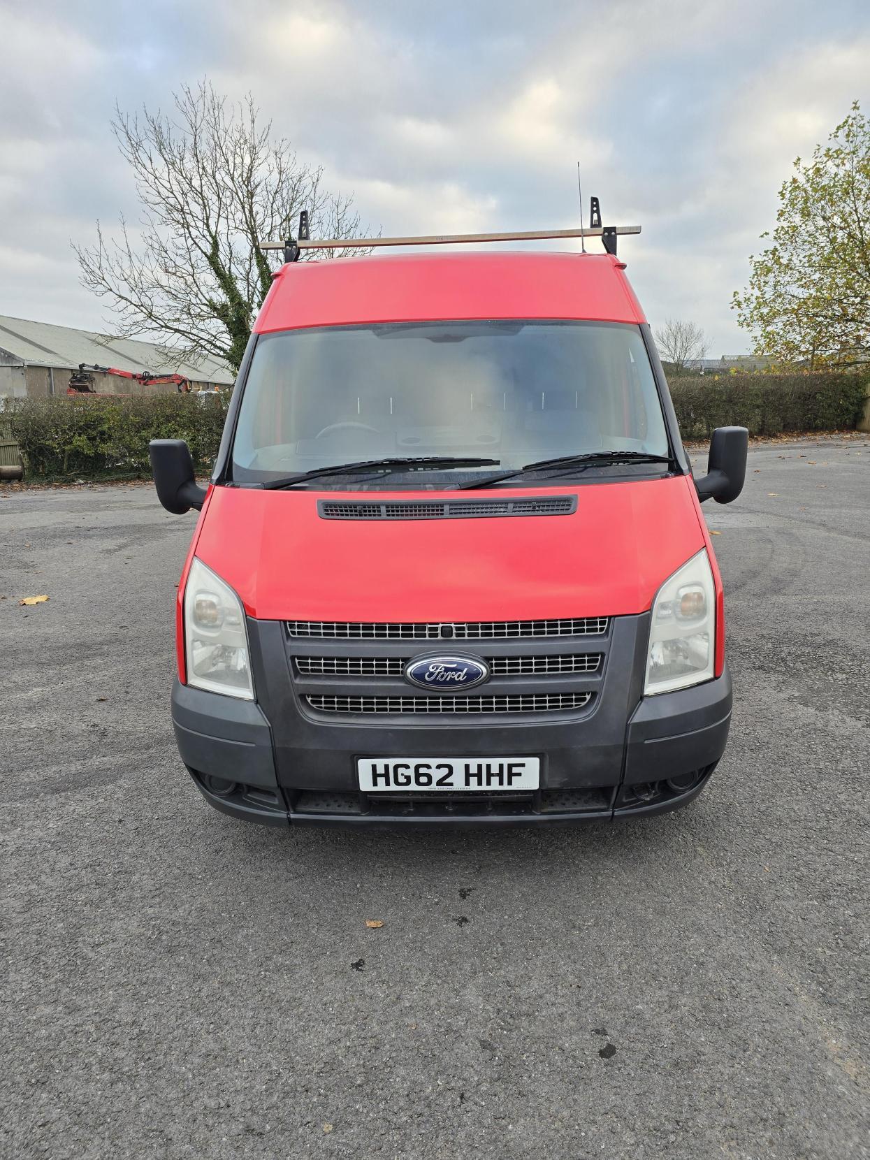 Ford Transit 2.2 TDCi 300 Panel Van 3dr Diesel Manual FWD L3 H2 (198 g/km, 98 bhp)