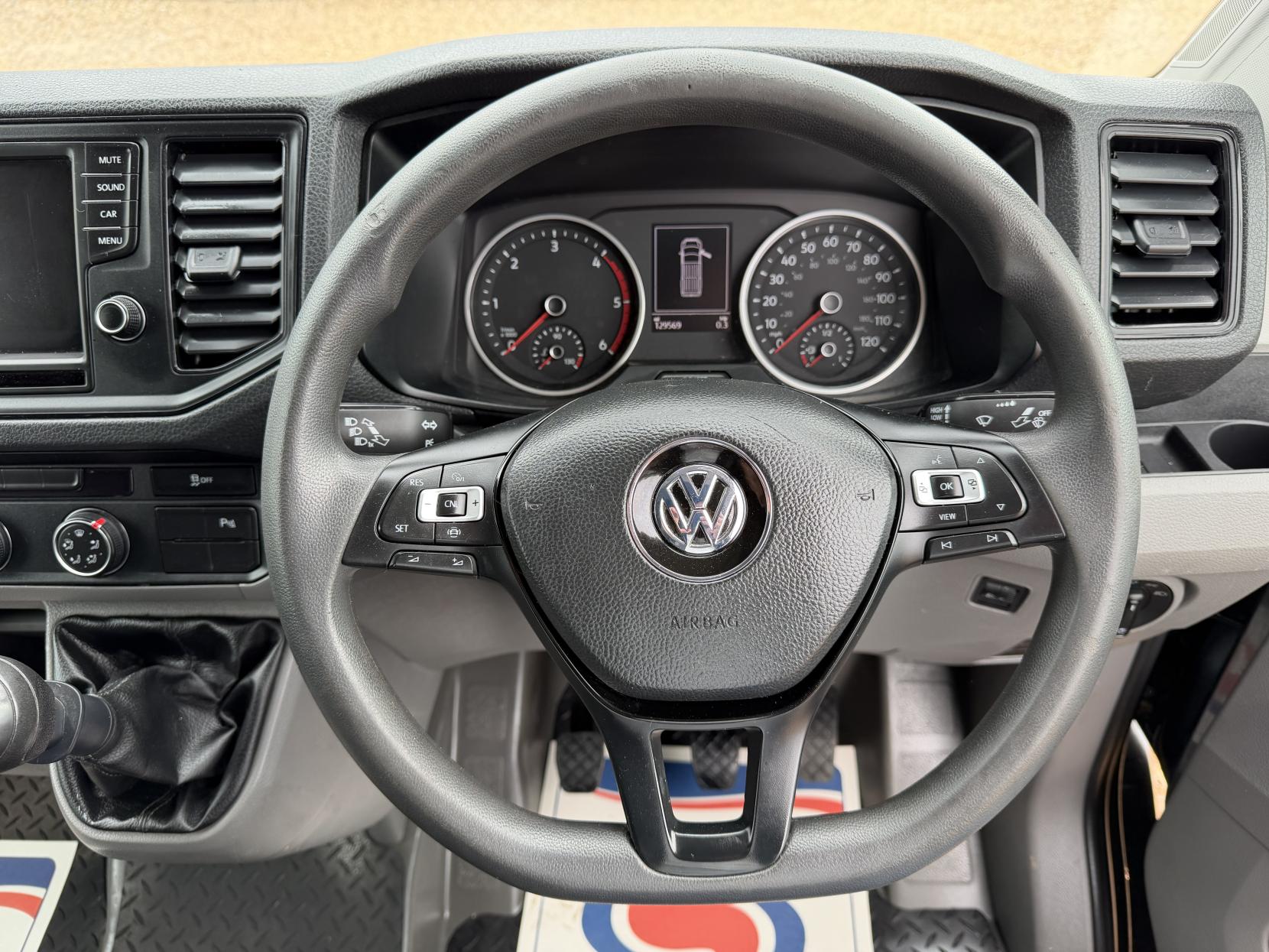 2019 Volkswagen Crafter 2.0 TDI CR35 Trendline Panel Van 5dr Diesel Manual FWD LWB High Roof Euro 6 (s/s) (140 ps) - Thumbnail 33