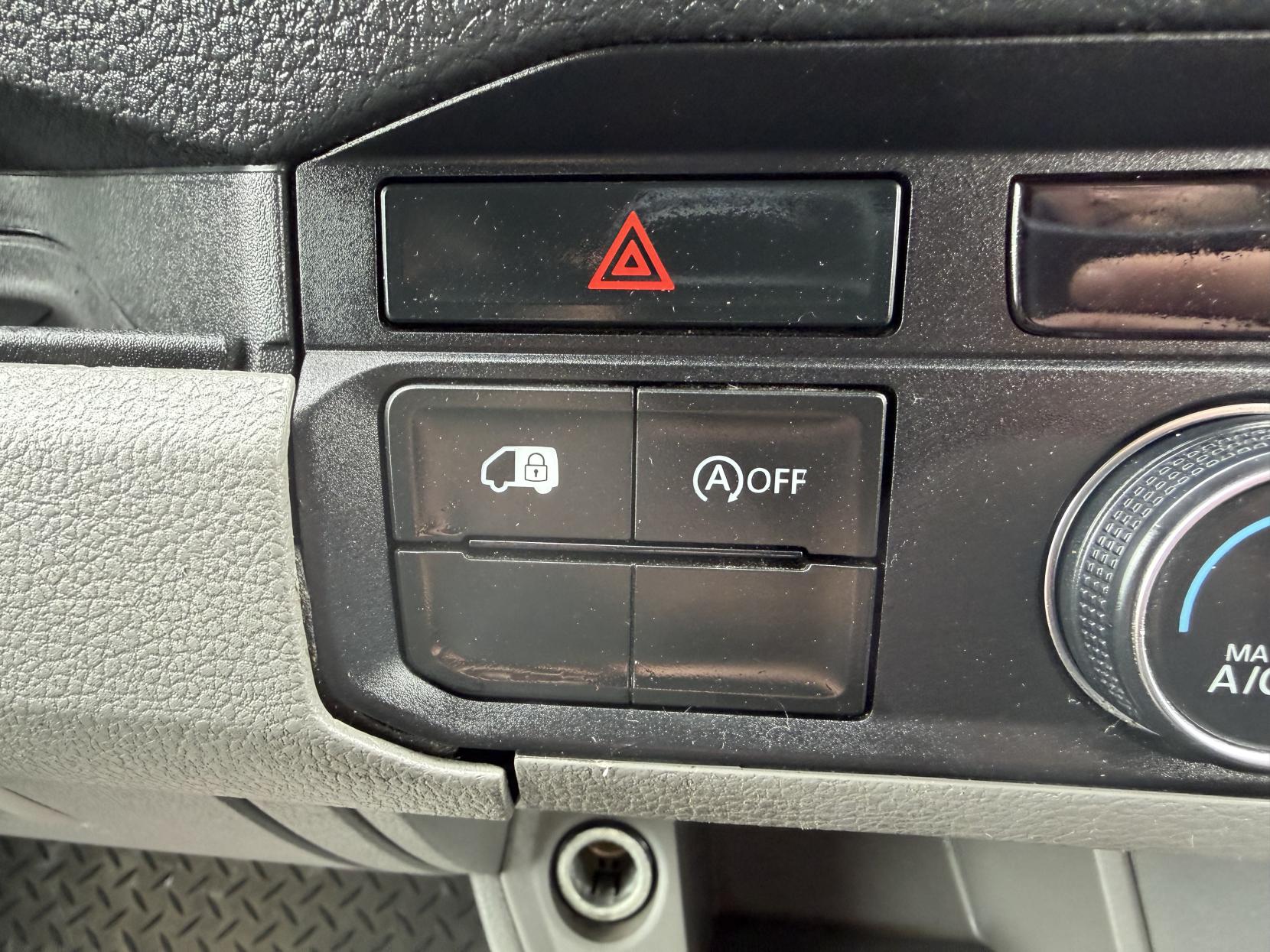 2019 Volkswagen Crafter 2.0 TDI CR35 Trendline Panel Van 5dr Diesel Manual FWD LWB High Roof Euro 6 (s/s) (140 ps) - Thumbnail 34