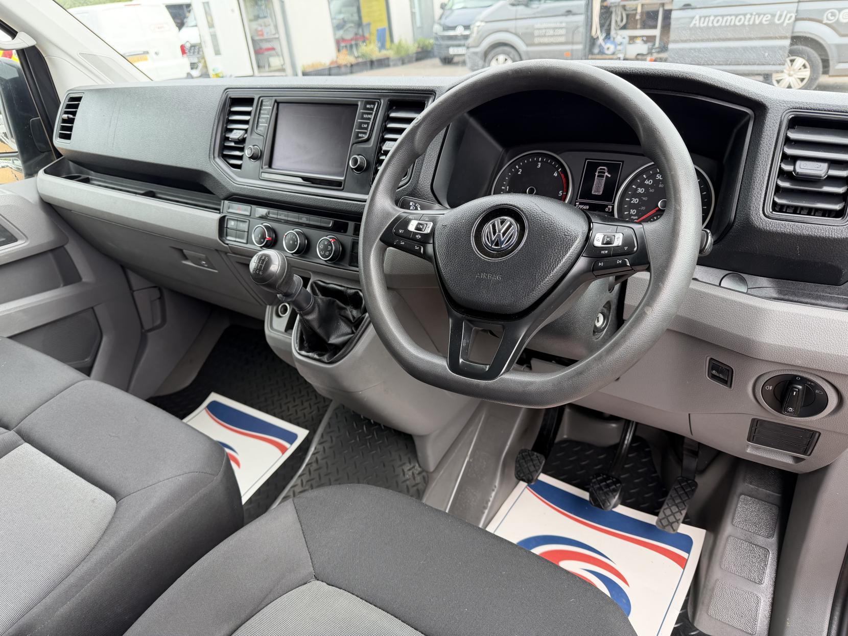 2019 Volkswagen Crafter 2.0 TDI CR35 Trendline Panel Van 5dr Diesel Manual FWD LWB High Roof Euro 6 (s/s) (140 ps) - Thumbnail 2