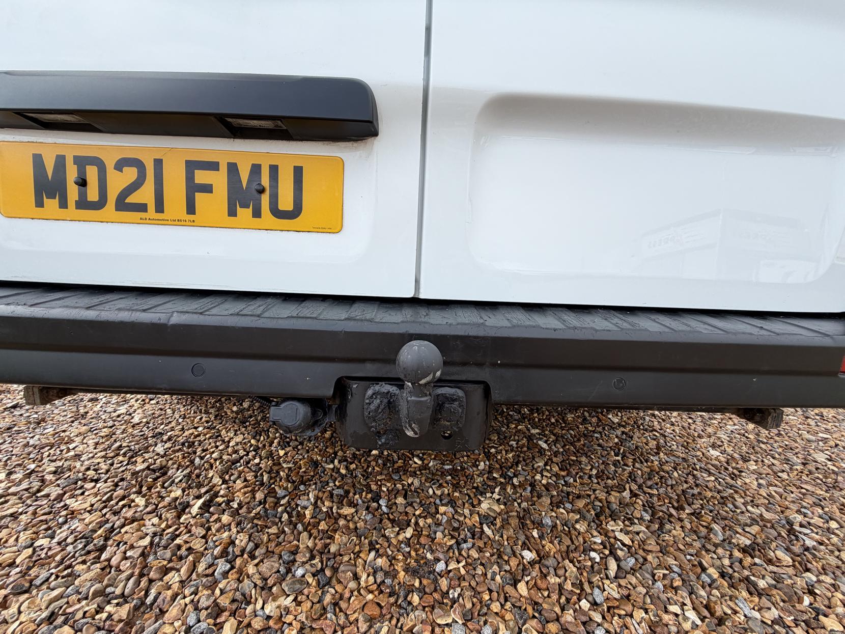 Renault Trafic 2.0 dCi ENERGY 30 Business Panel Van 5dr Diesel Manual LWB Standard Roof Euro 6 (s/s) (120 ps)