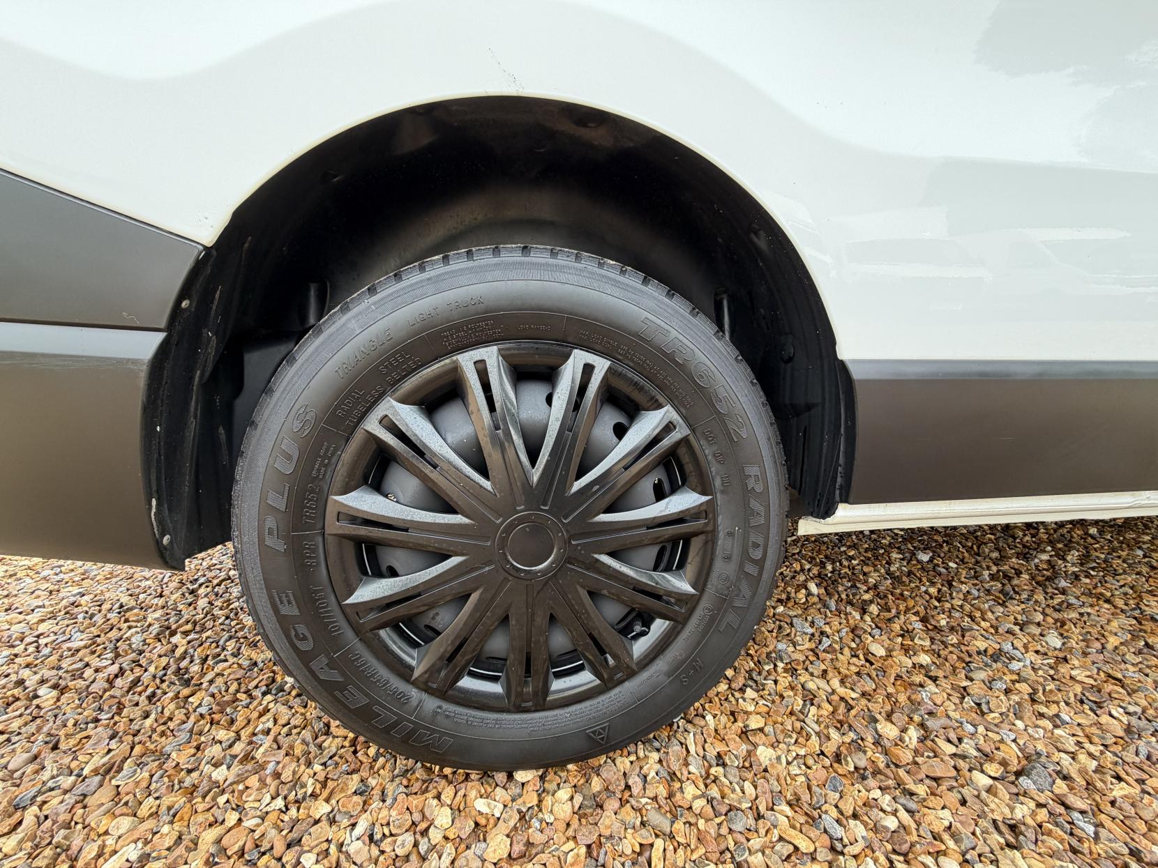 Renault Trafic 2.0 dCi ENERGY 30 Business Panel Van 5dr Diesel Manual LWB Standard Roof Euro 6 (s/s) (120 ps)