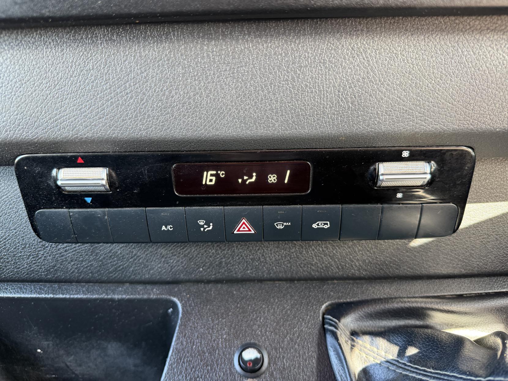 2021 Mercedes-Benz Sprinter 2.1 316 CDI Progressive Panel Van 5dr Diesel Manual RWD L2 H2 Euro 6 (s/s) (163 ps) - Thumbnail 23
