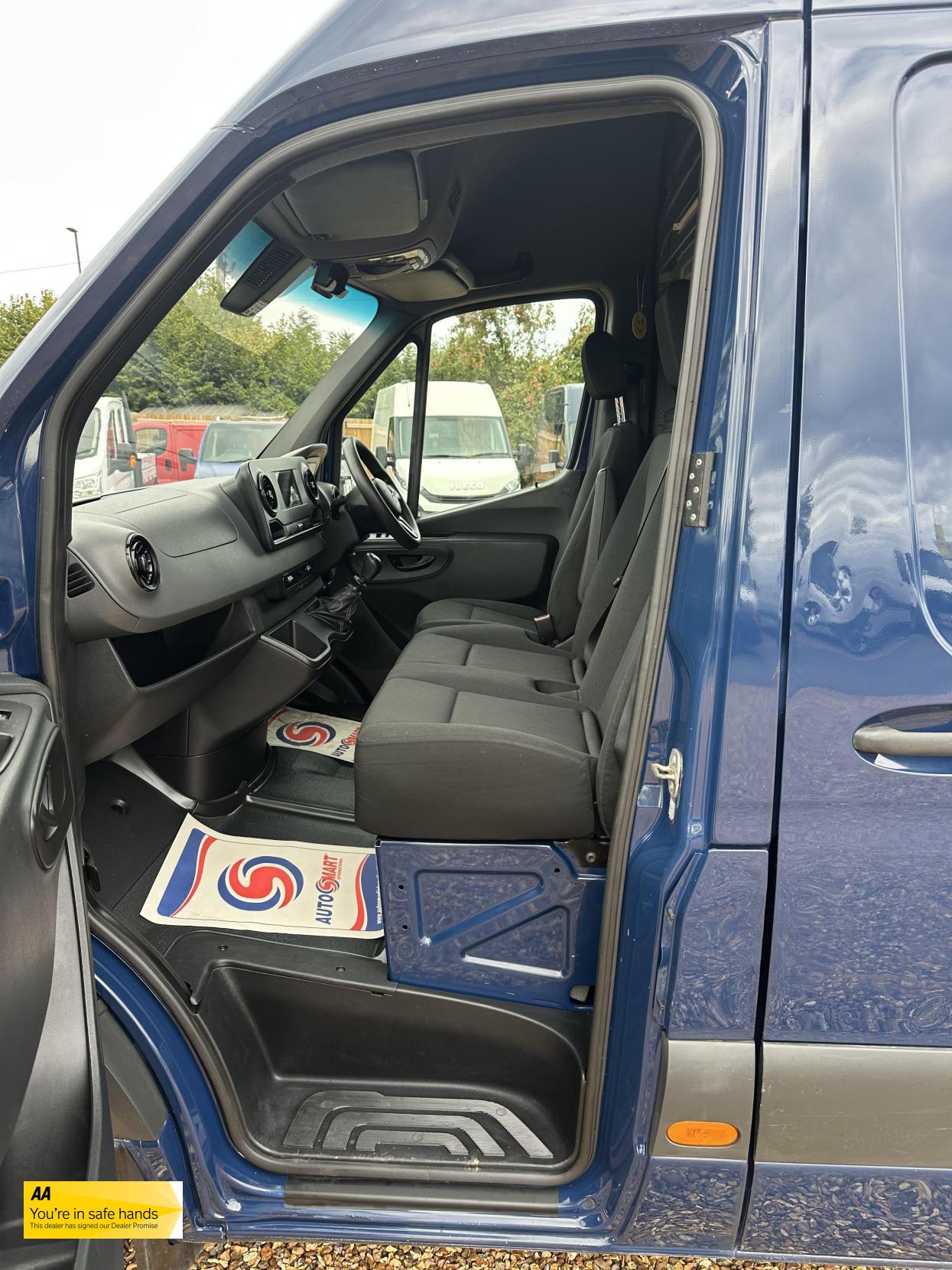 Mercedes-Benz Sprinter 2.1 316 CDI Panel Van 5dr Diesel Manual RWD L2 H2 Euro 6 (163 ps)