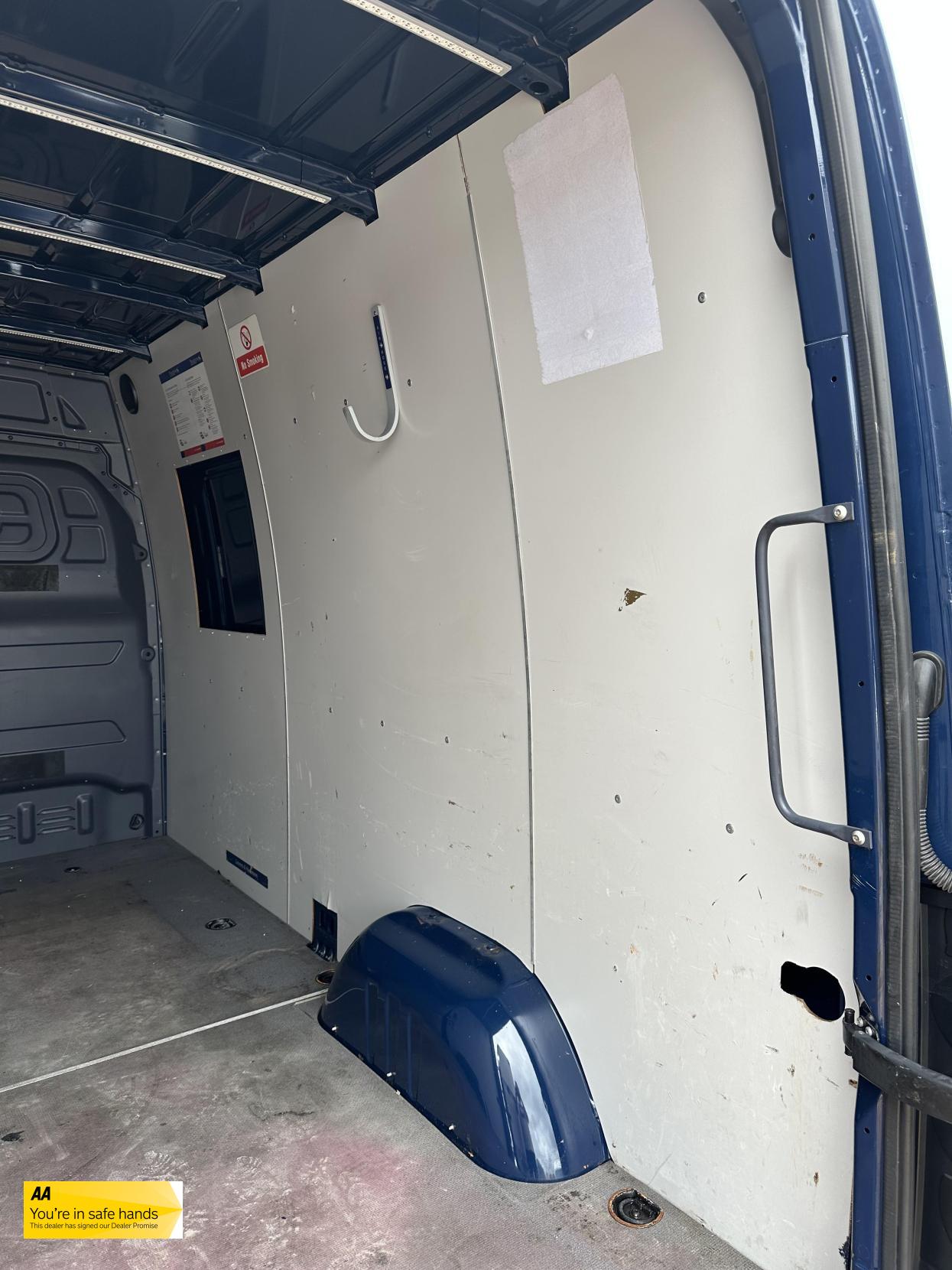 Mercedes-Benz Sprinter 2.1 316 CDI Panel Van 5dr Diesel Manual RWD L2 H2 Euro 6 (163 ps)