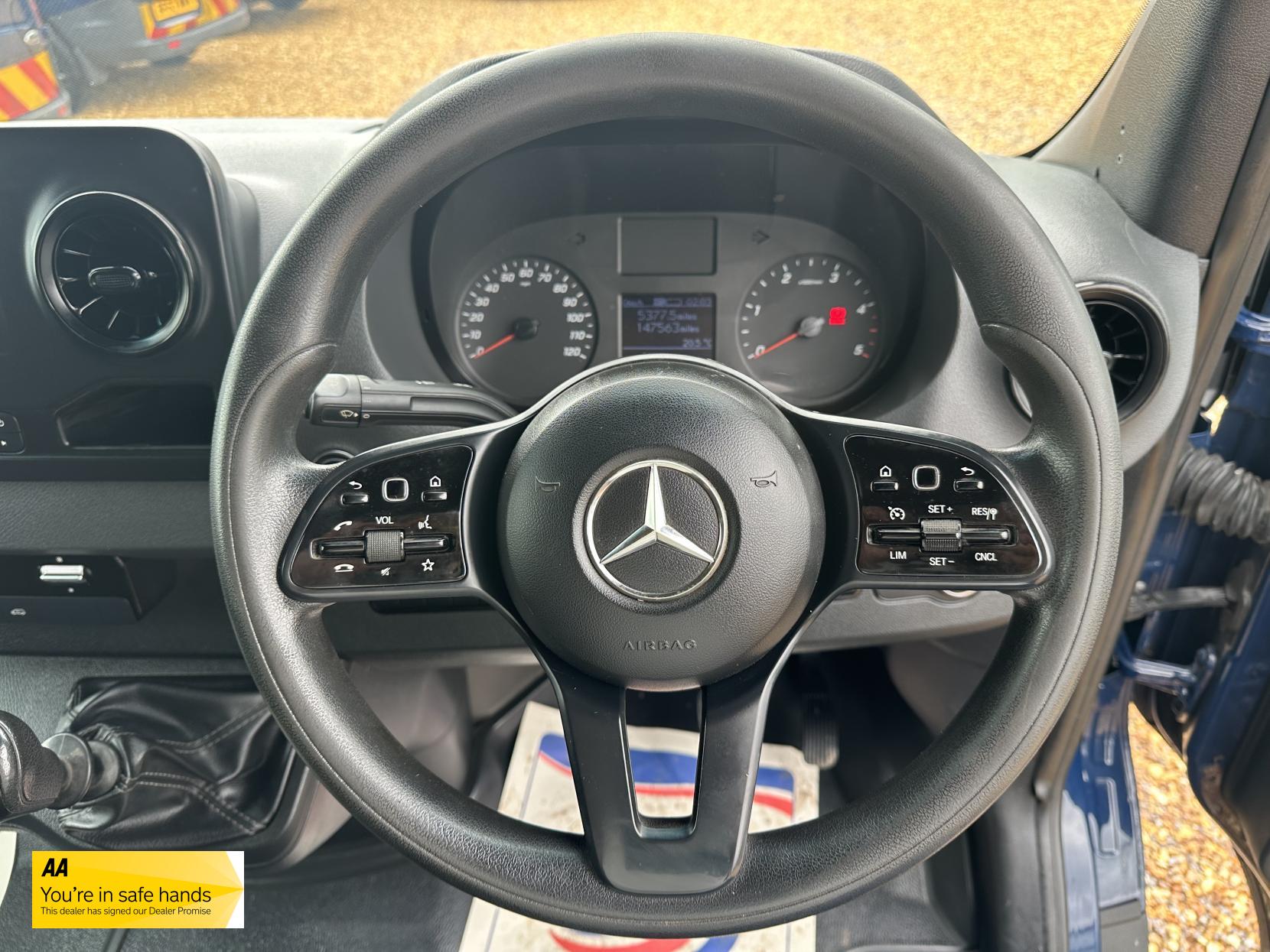 Mercedes-Benz Sprinter 2.1 316 CDI Panel Van 5dr Diesel Manual RWD L2 H2 Euro 6 (163 ps)