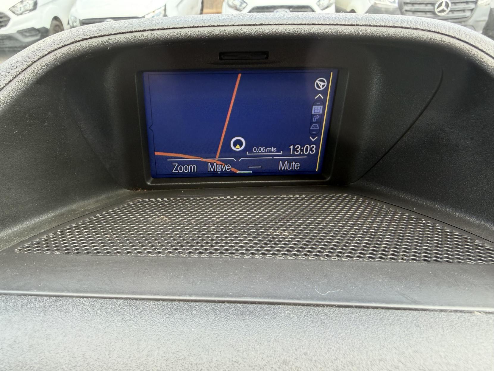 2015 Ford Transit Custom 2.2 TDCi 310 Panel Van 5dr Diesel Manual L2 H1 (186 g/km, 123 bhp) - Thumbnail 24
