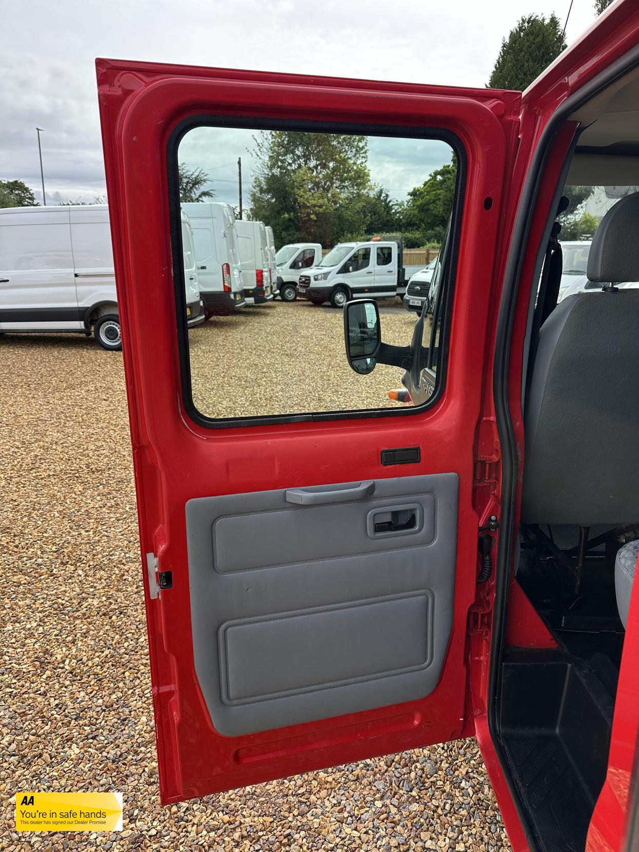 Ford Transit 2.4 TDCi 350 Duratorq Chassis Cab 4dr Diesel Manual RWD L3 (DRW) (113 bhp)