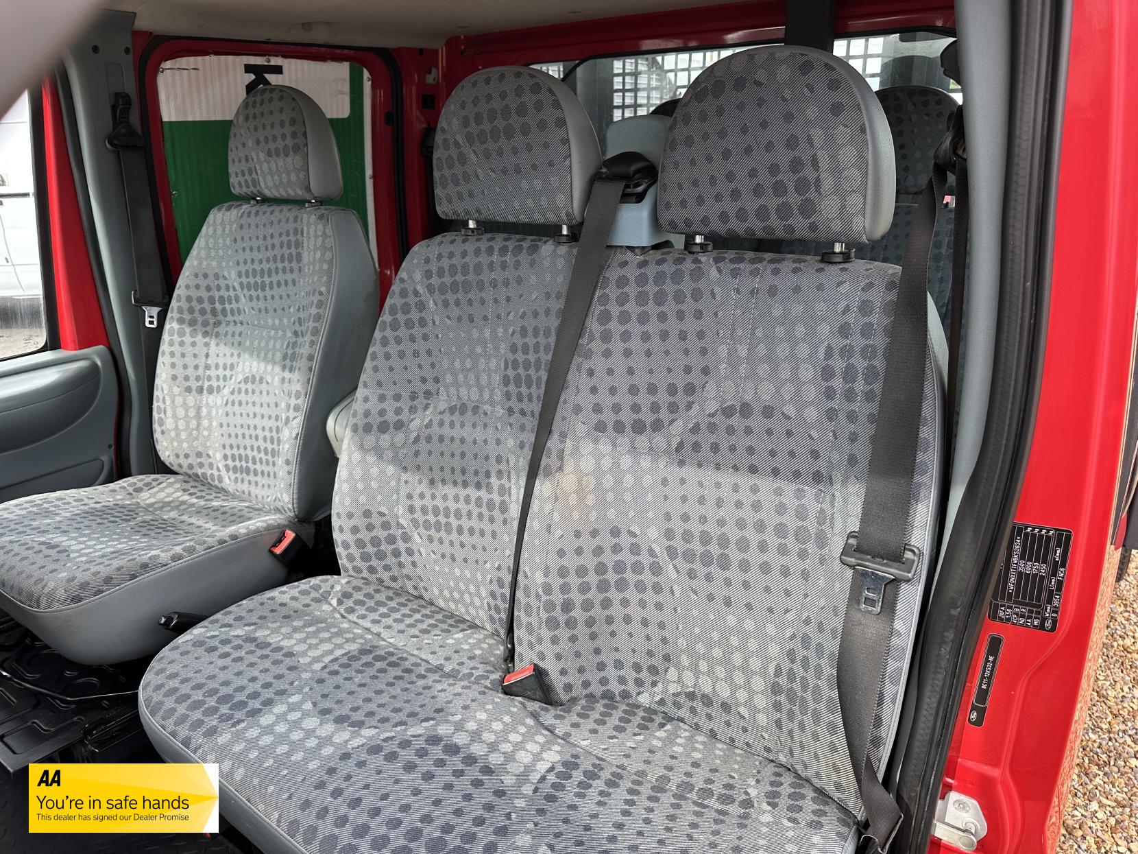 Ford Transit 2.4 TDCi 350 Duratorq Chassis Cab 4dr Diesel Manual RWD L3 (DRW) (113 bhp)