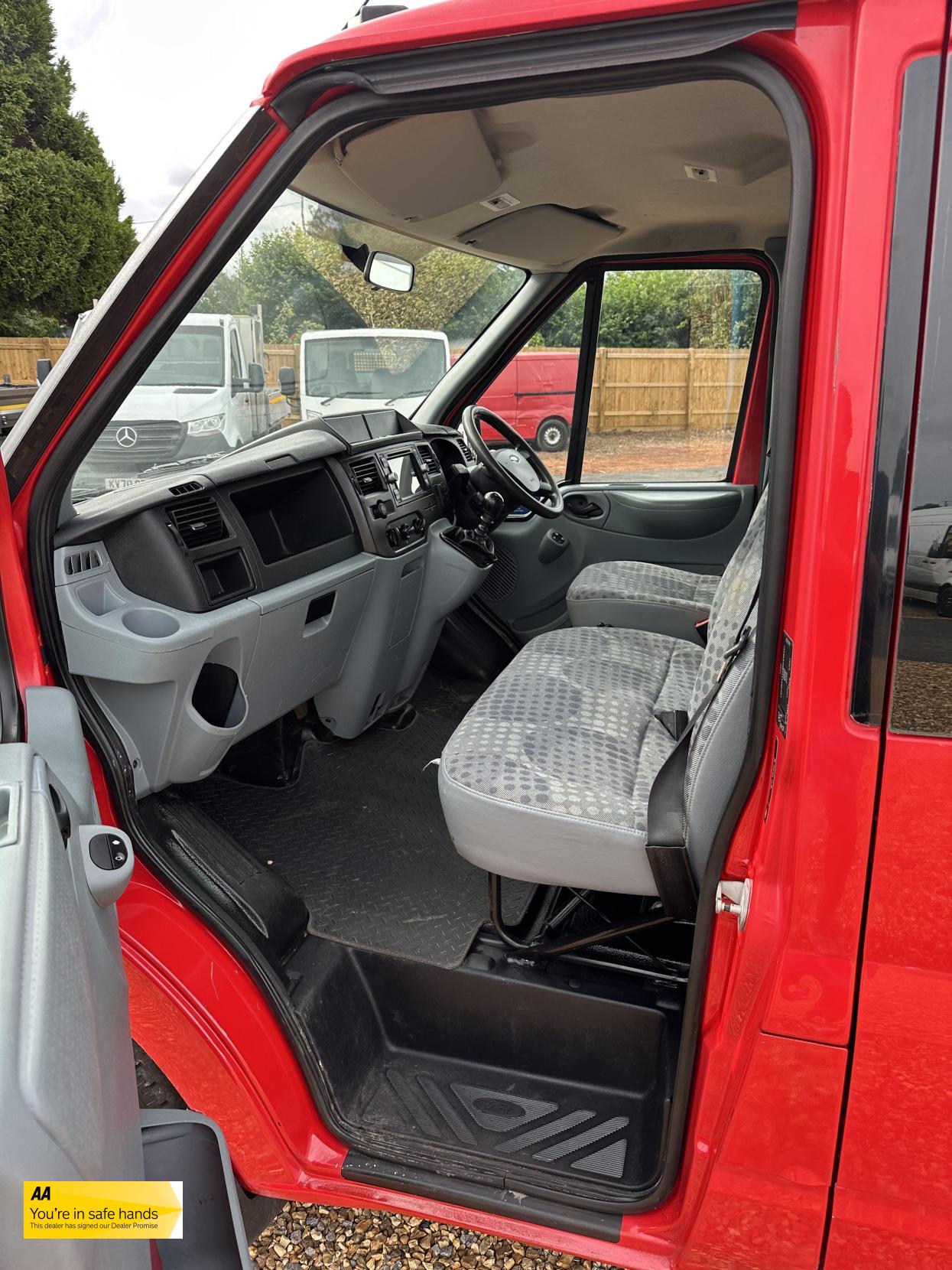Ford Transit 2.4 TDCi 350 Duratorq Chassis Cab 4dr Diesel Manual RWD L3 (DRW) (113 bhp)