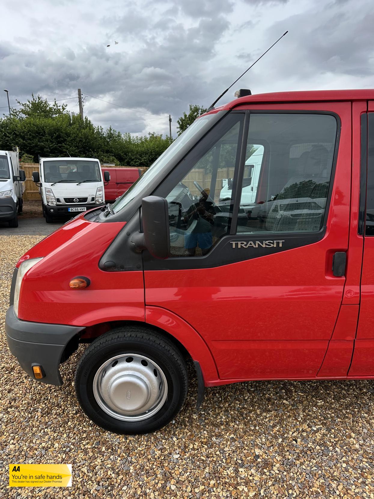 Ford Transit 2.4 TDCi 350 Duratorq Chassis Cab 4dr Diesel Manual RWD L3 (DRW) (113 bhp)