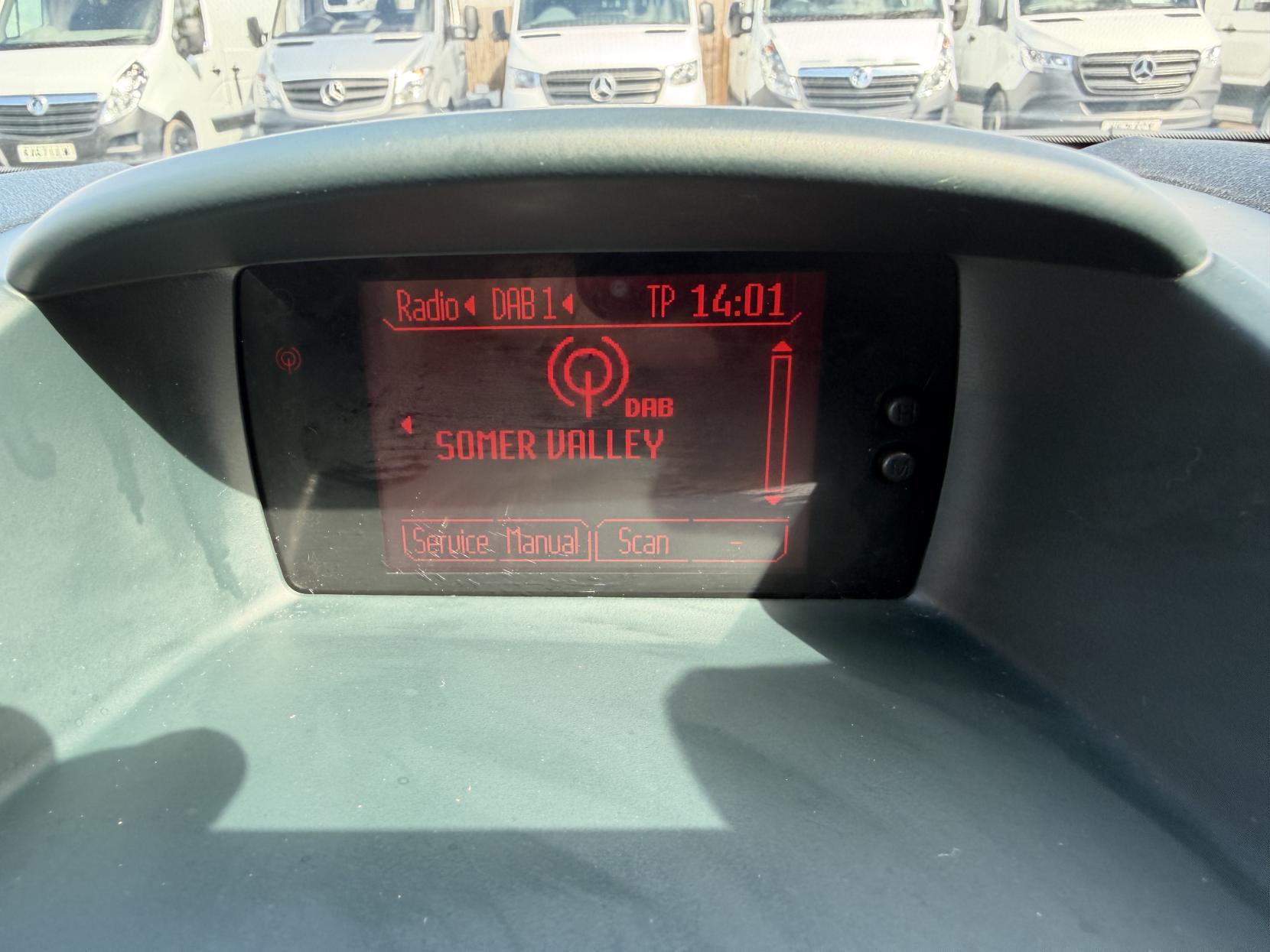2011 Ford Fiesta 1.4 Zetec Hatchback 5dr Petrol Automatic (154 g/km, 94 bhp) - Thumbnail 20