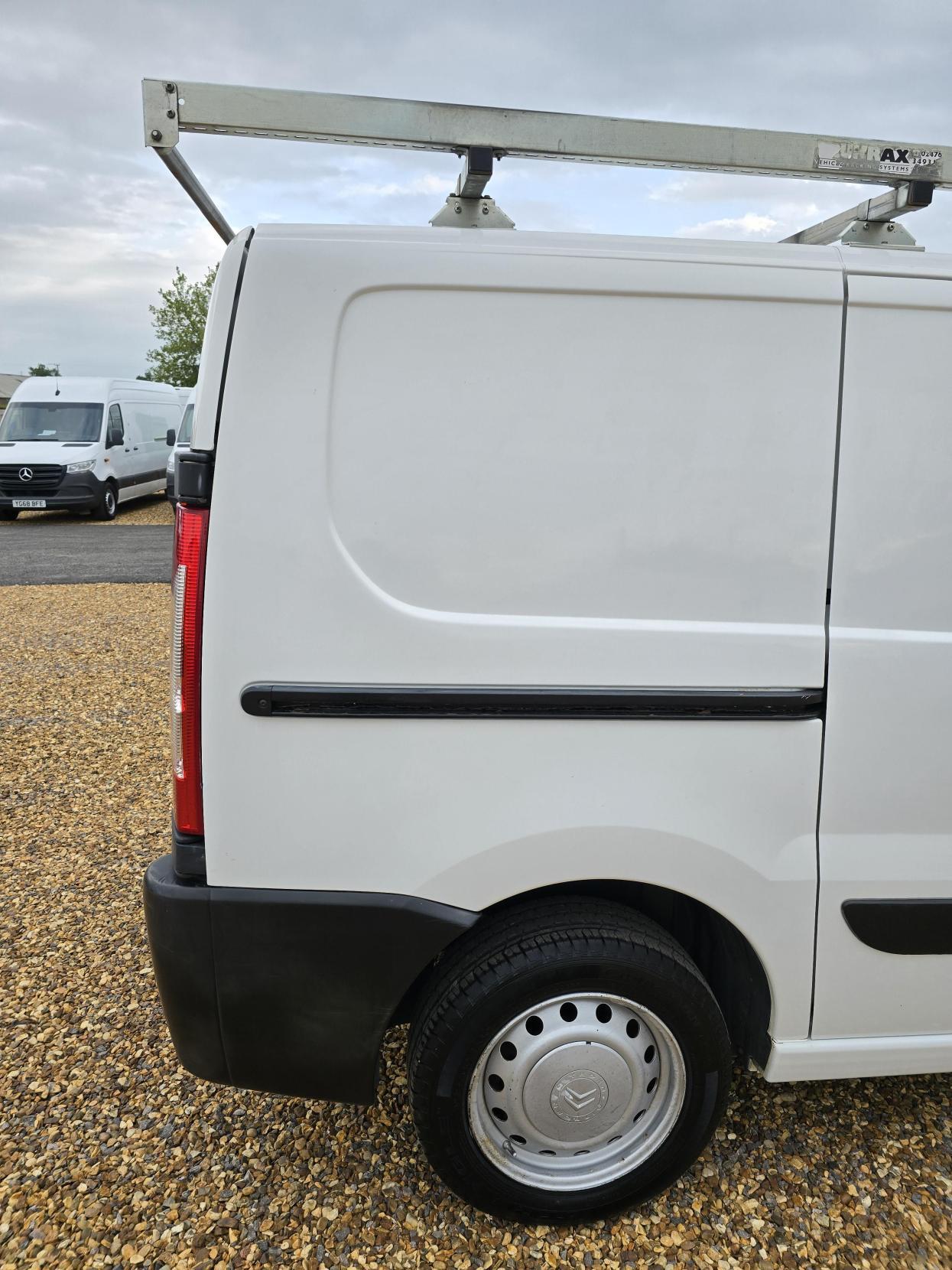 Citroen Dispatch 2.0 1000 HDi Panel Van 5dr Diesel Manual L1 H1 (191 g/km, 120 bhp)
