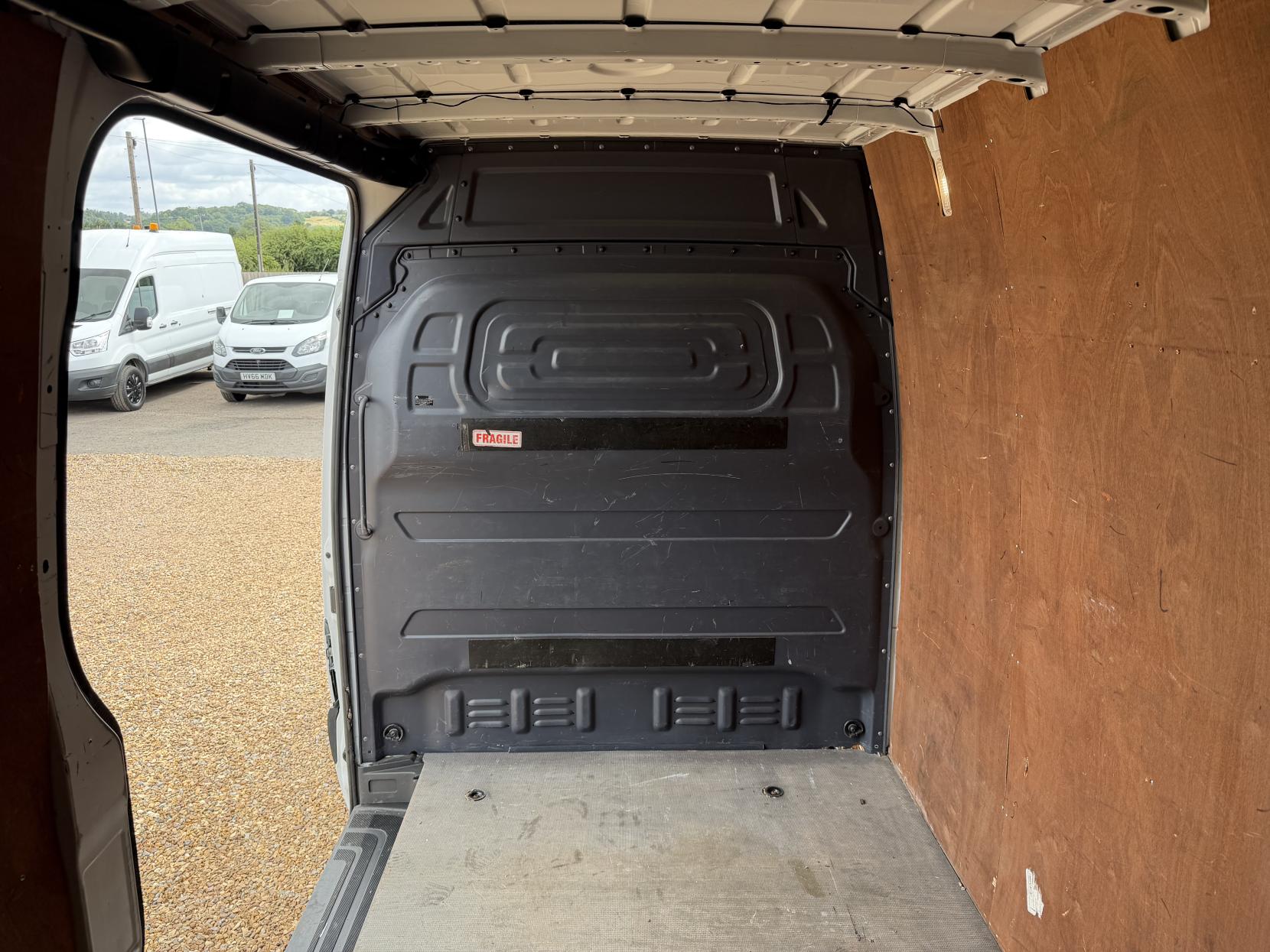2020 Mercedes-Benz Sprinter 2.1 316 CDI Panel Van 5dr Diesel Manual RWD L2 H2 Euro 6 (163 ps) - Thumbnail 24