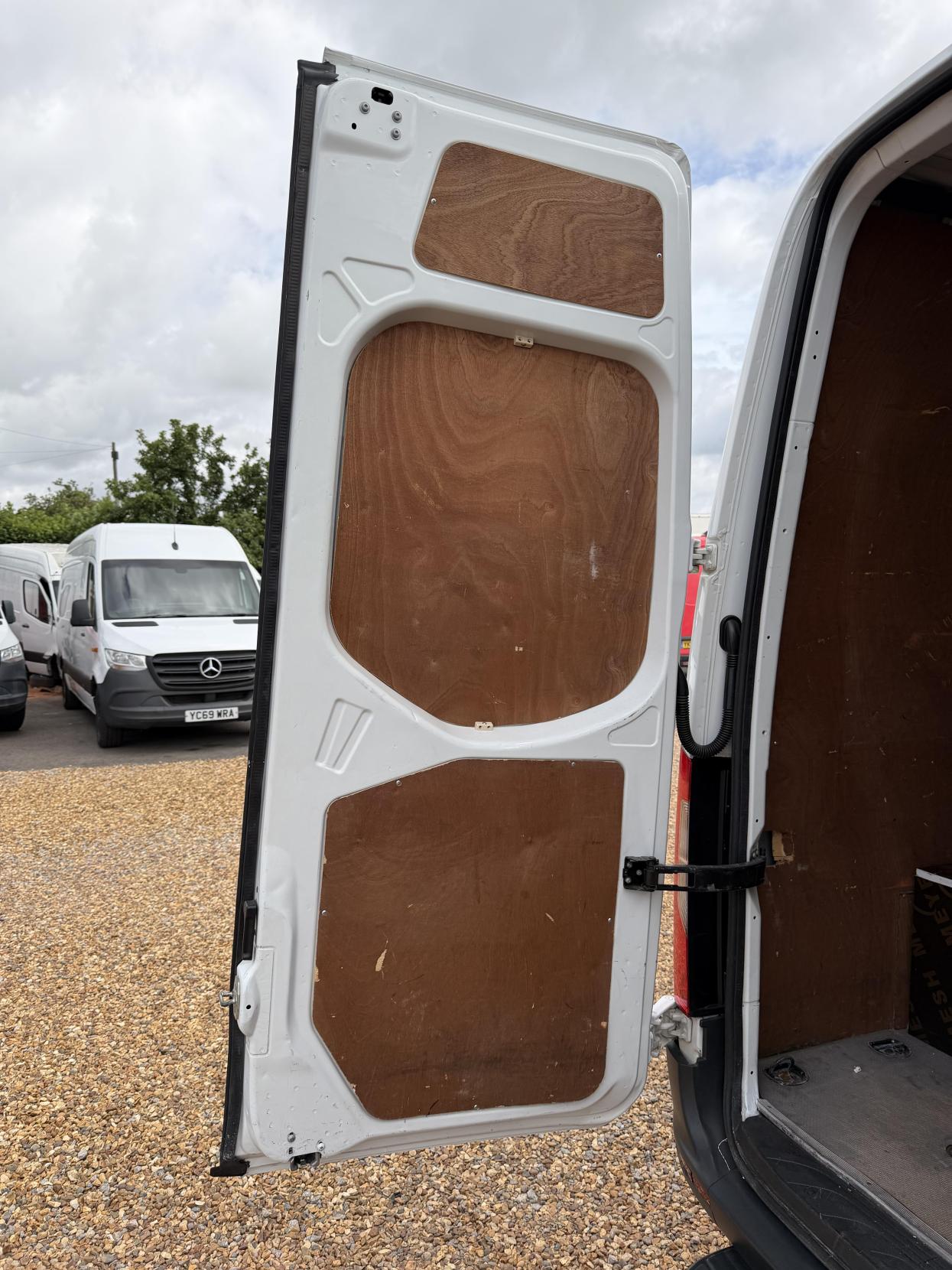 2020 Mercedes-Benz Sprinter 2.1 316 CDI Panel Van 5dr Diesel Manual RWD L2 H2 Euro 6 (163 ps) - Thumbnail 30