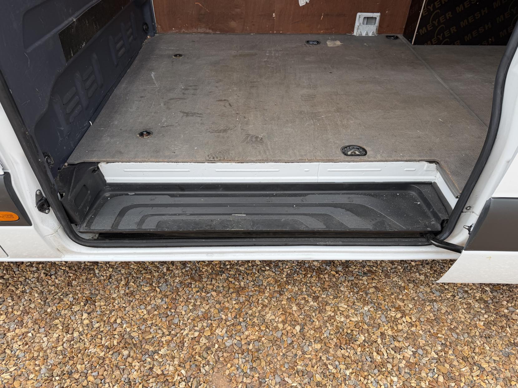 2020 Mercedes-Benz Sprinter 2.1 316 CDI Panel Van 5dr Diesel Manual RWD L2 H2 Euro 6 (163 ps) - Thumbnail 23