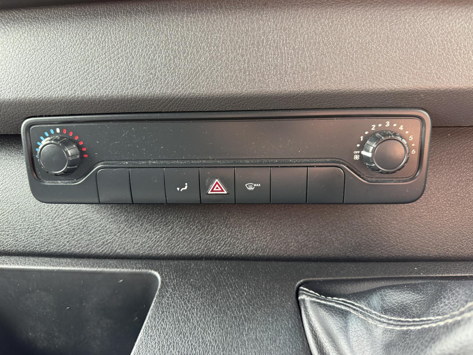 2020 Mercedes-Benz Sprinter 2.1 316 CDI Panel Van 5dr Diesel Manual RWD L2 H2 Euro 6 (163 ps) - Thumbnail 43