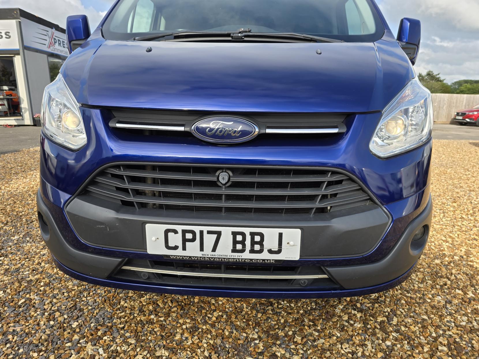 Ford Transit Custom 2.0 TDCi 270 Limited Panel Van 5dr Diesel Manual L1 H1 (157 g/km, 128 bhp)