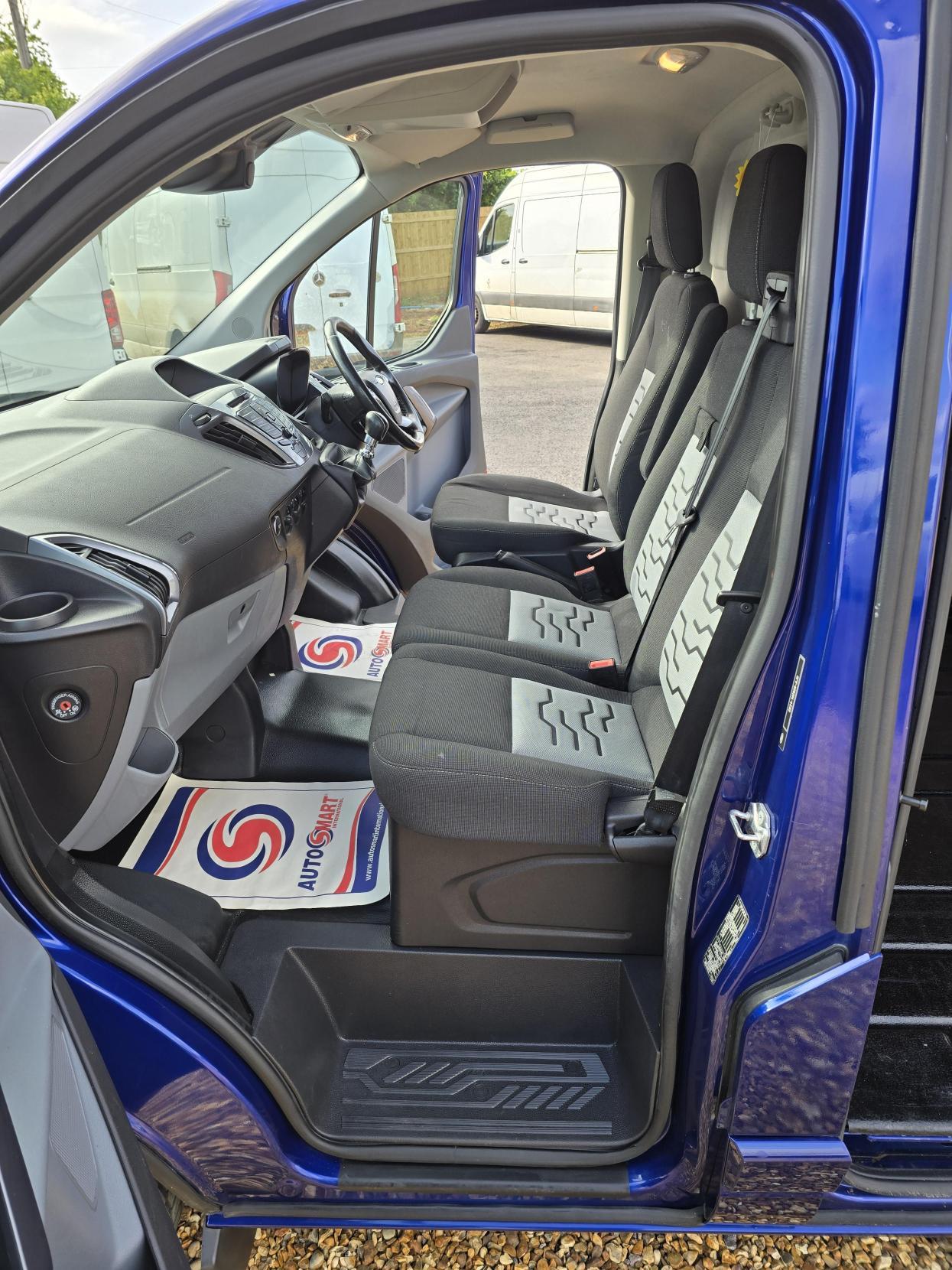 Ford Transit Custom 2.0 TDCi 270 Limited Panel Van 5dr Diesel Manual L1 H1 (157 g/km, 128 bhp)