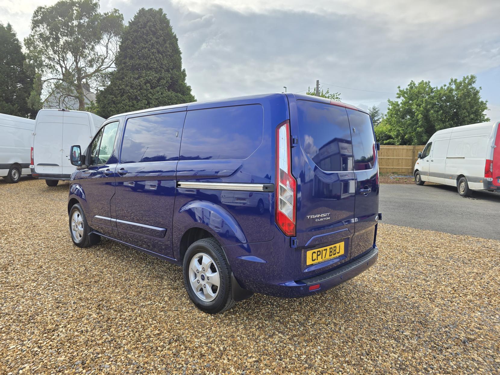 Ford Transit Custom 2.0 TDCi 270 Limited Panel Van 5dr Diesel Manual L1 H1 (157 g/km, 128 bhp)