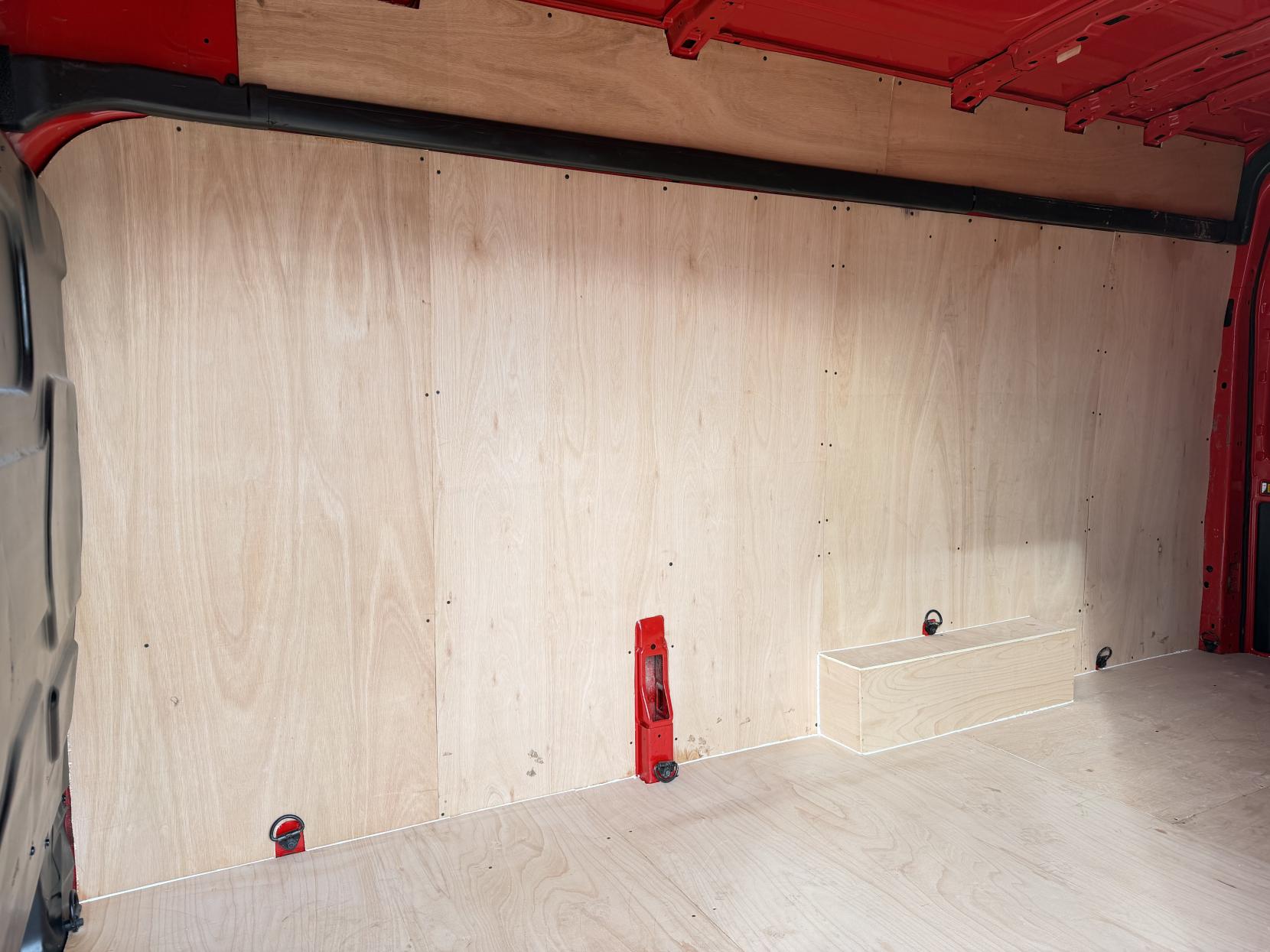 Ford Transit 2.2 TDCi 350 Panel Van 5dr Diesel Manual RWD L4 H3 Euro 5 (125 ps)