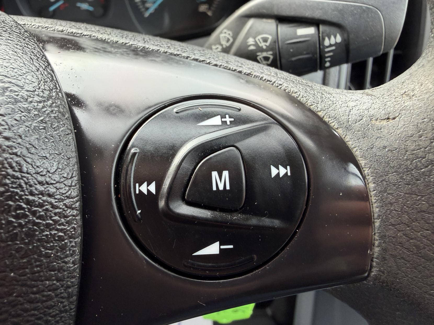 Ford Transit 2.2 TDCi 350 Panel Van 5dr Diesel Manual RWD L4 H3 Euro 5 (125 ps)