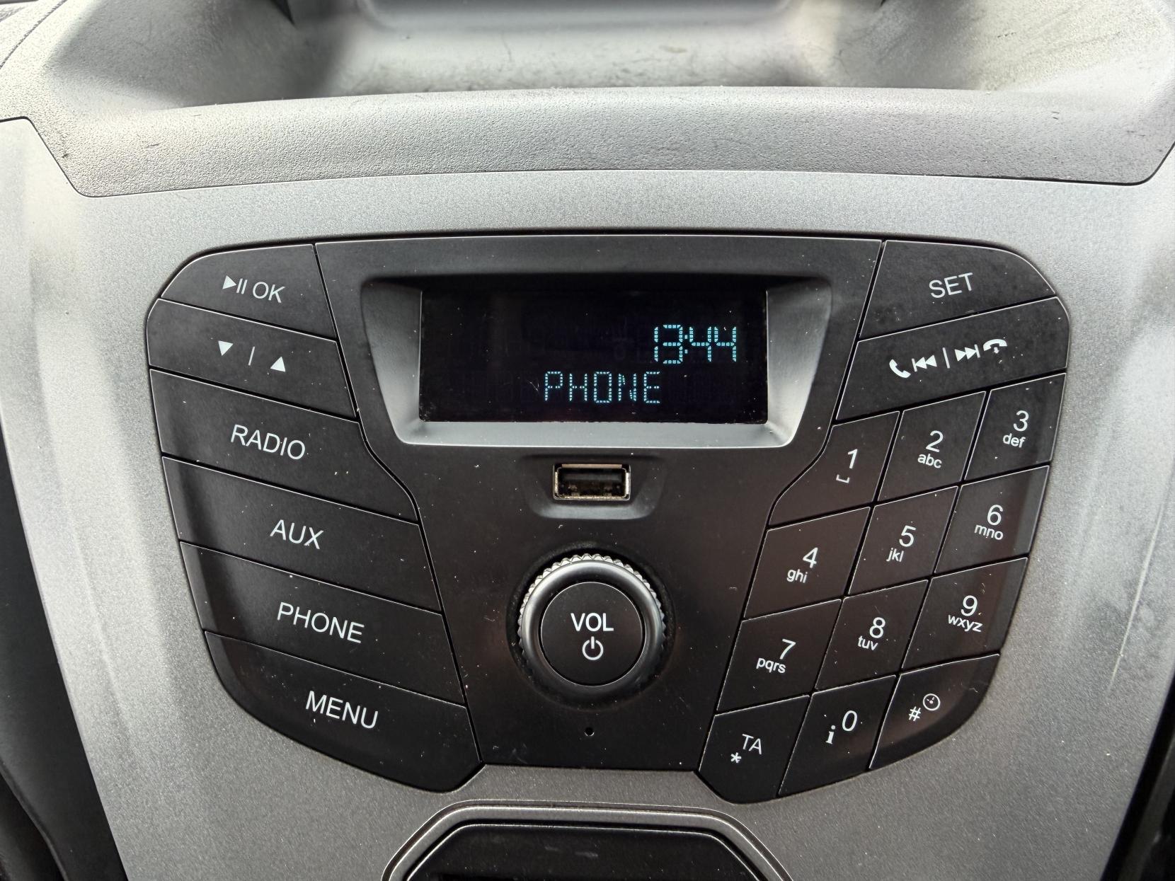 Ford Transit 2.2 TDCi 350 Panel Van 5dr Diesel Manual RWD L4 H3 Euro 5 (125 ps)