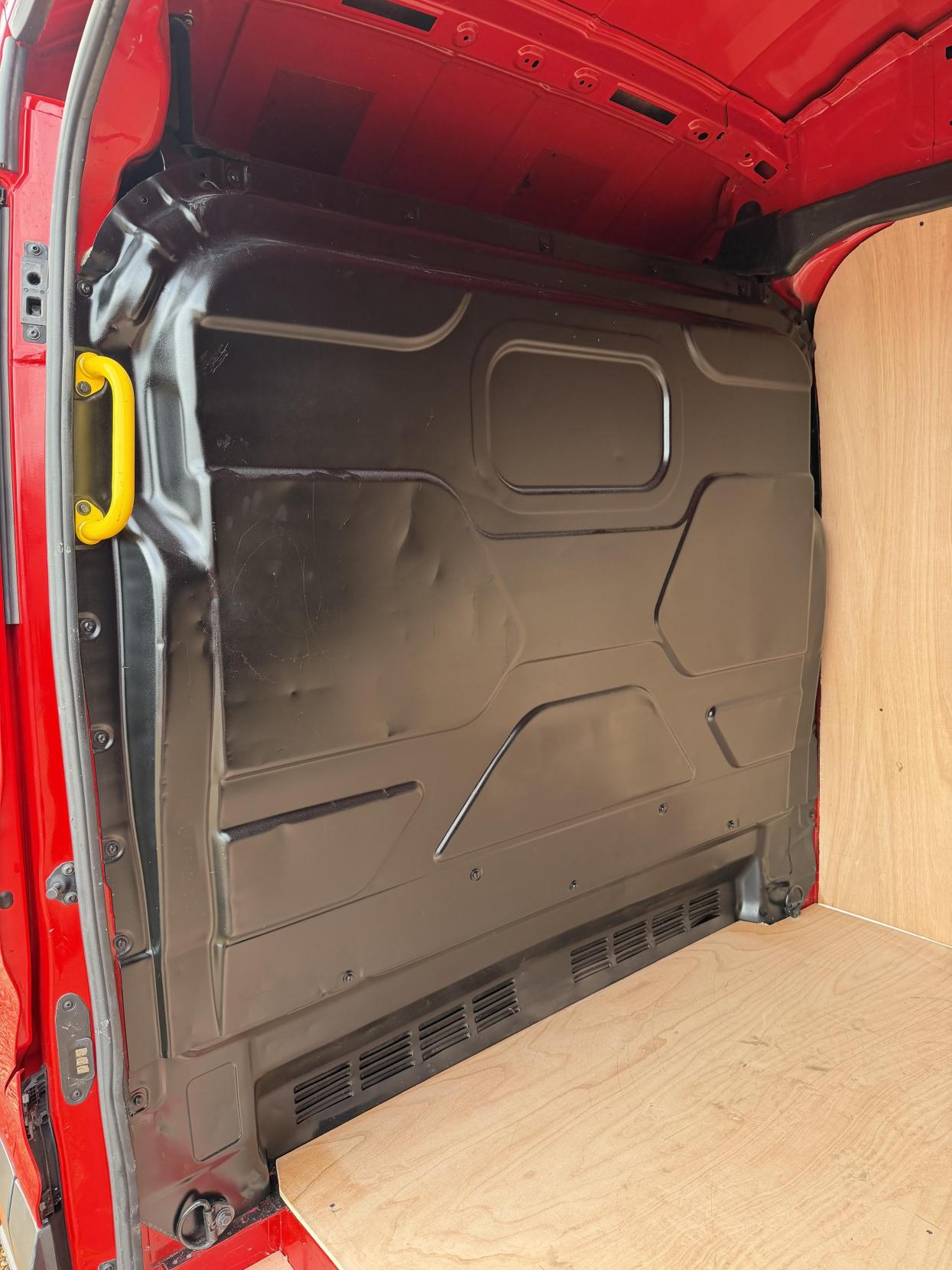 Ford Transit 2.2 TDCi 350 Panel Van 5dr Diesel Manual RWD L4 H3 Euro 5 (125 ps)