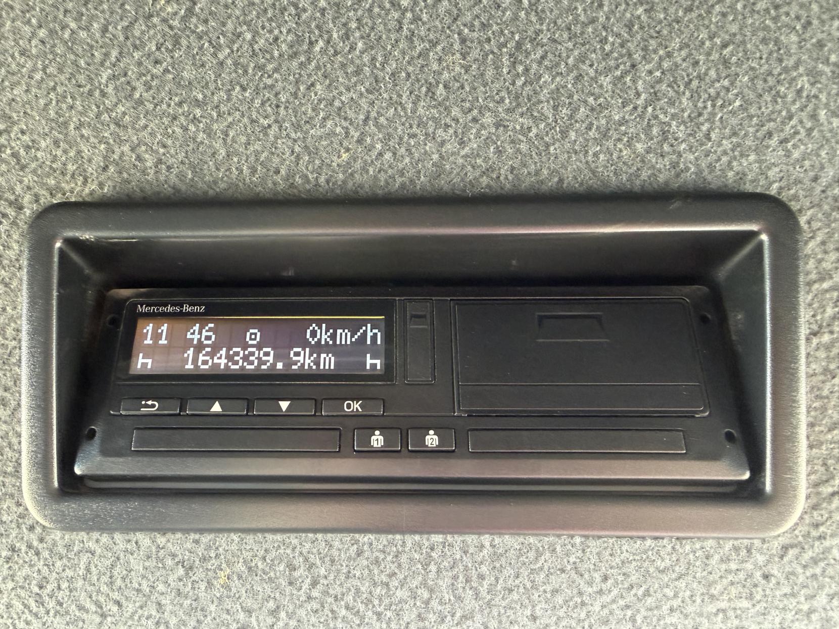 2022 Mercedes-Benz Sprinter 2.0 317 CDI Progressive Panel Van 5dr Diesel Manual RWD L2 H2 Euro 6 (s/s) (170 ps) - Thumbnail 24